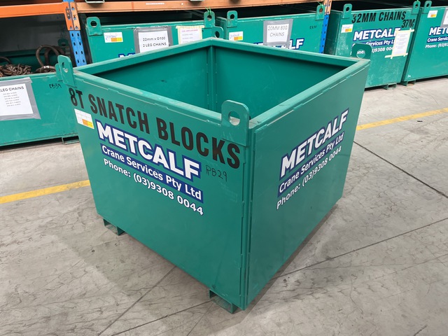 Quantity of 8t Snatch Blocks