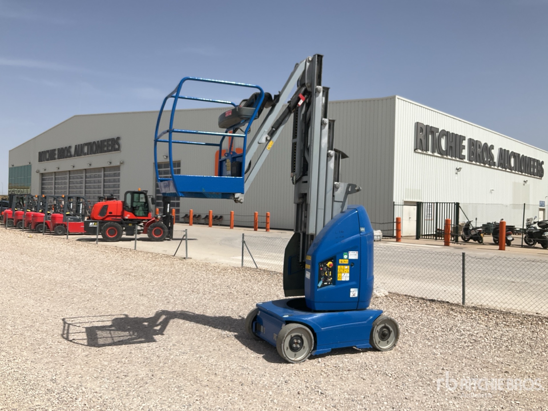 Photo of 2013 JLG TOUCAN 10E