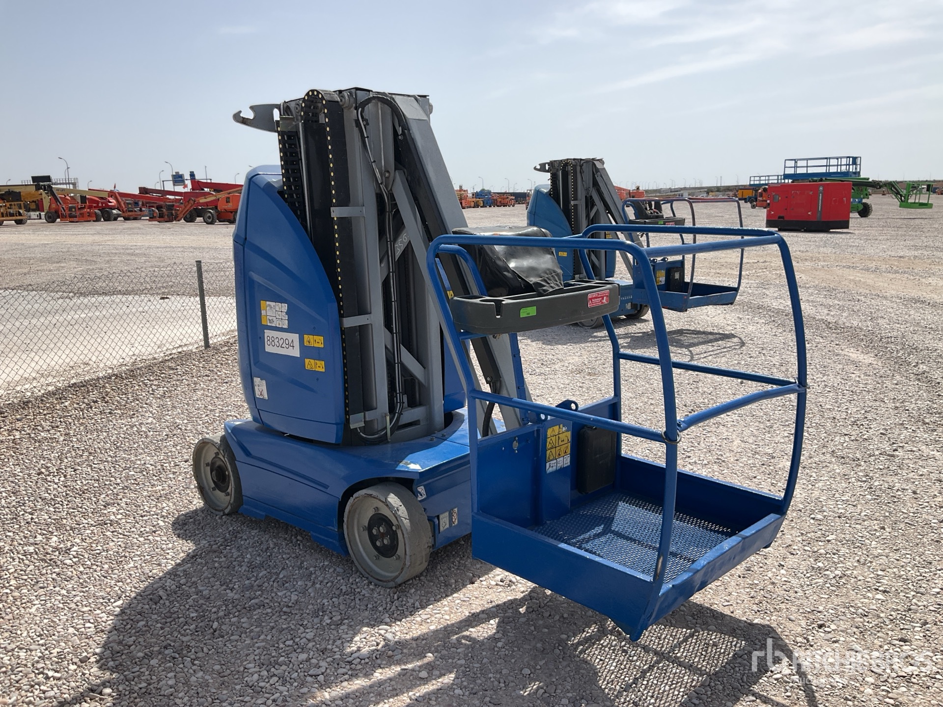 2013 JLG TOUCAN 10E