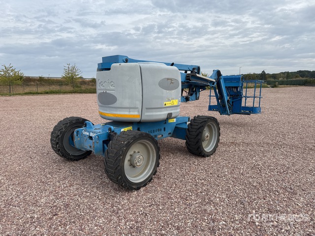2013 Genie Z-45/25J Articulating Boom Lift