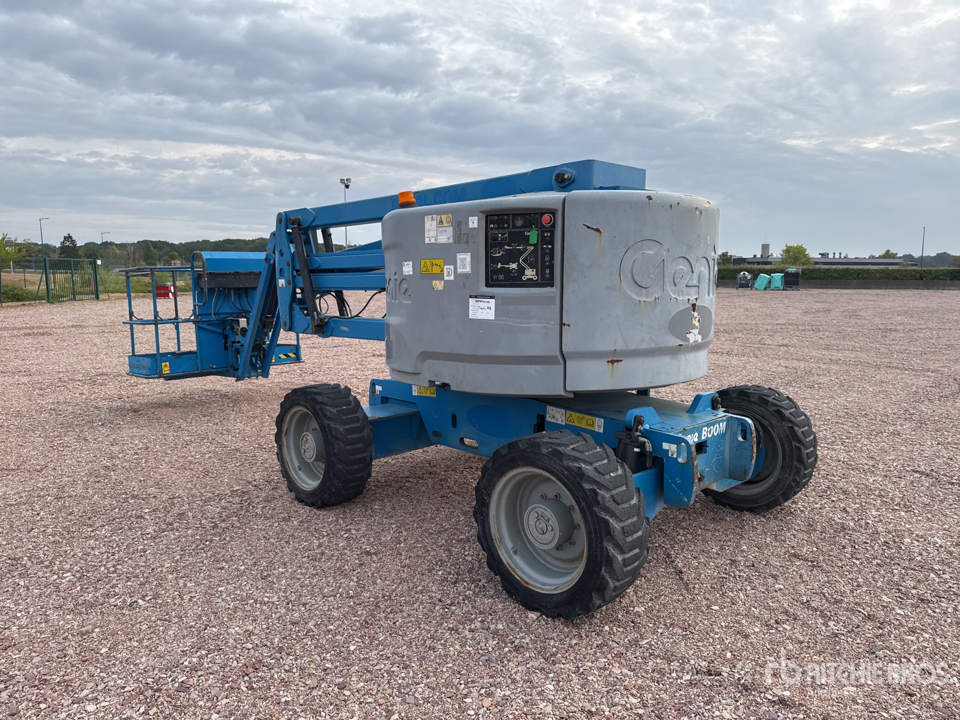 2014 Genie Z45/25J