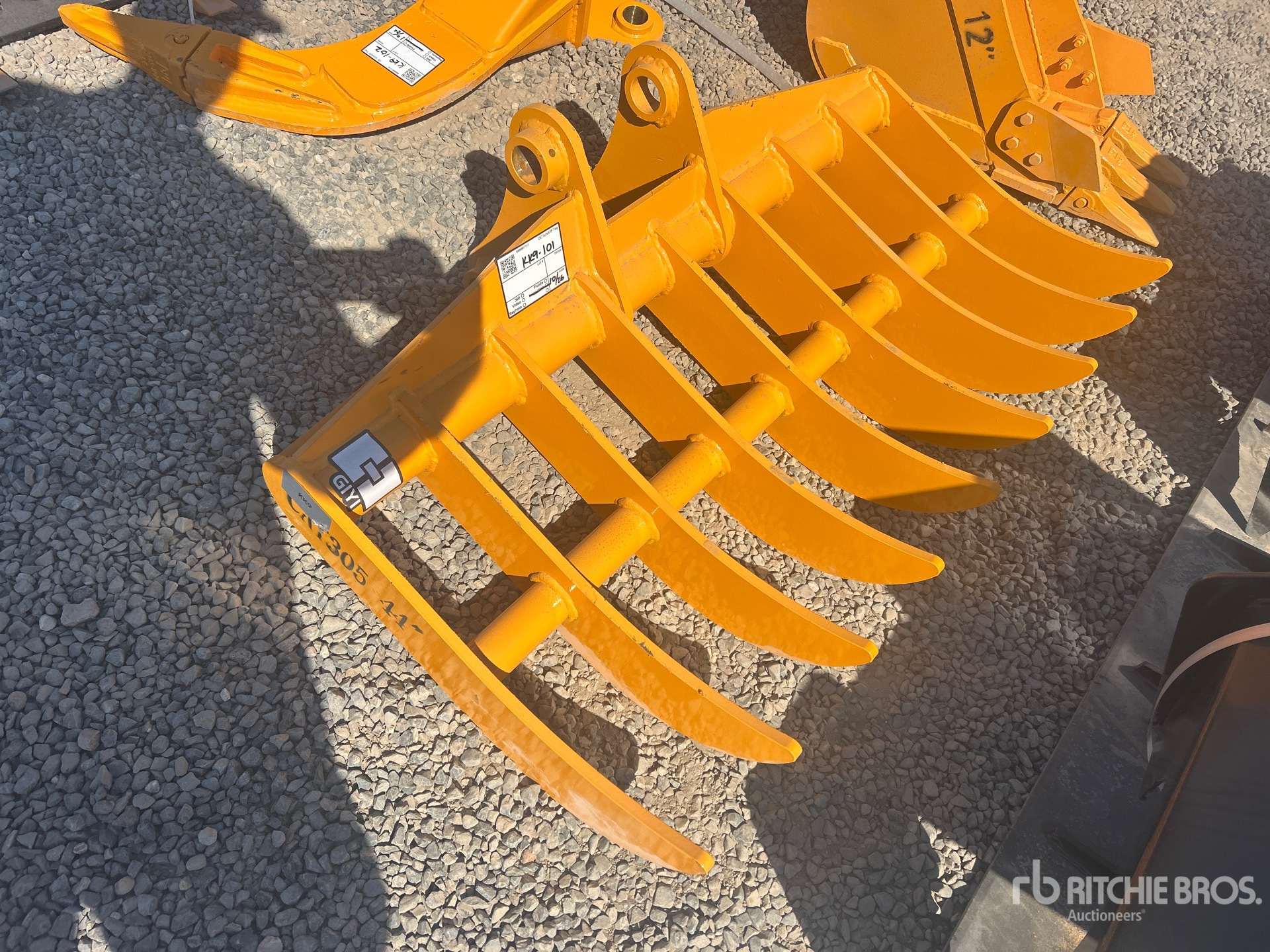 2026 GIYI 44 in - Fits Cat 305 (Unused)