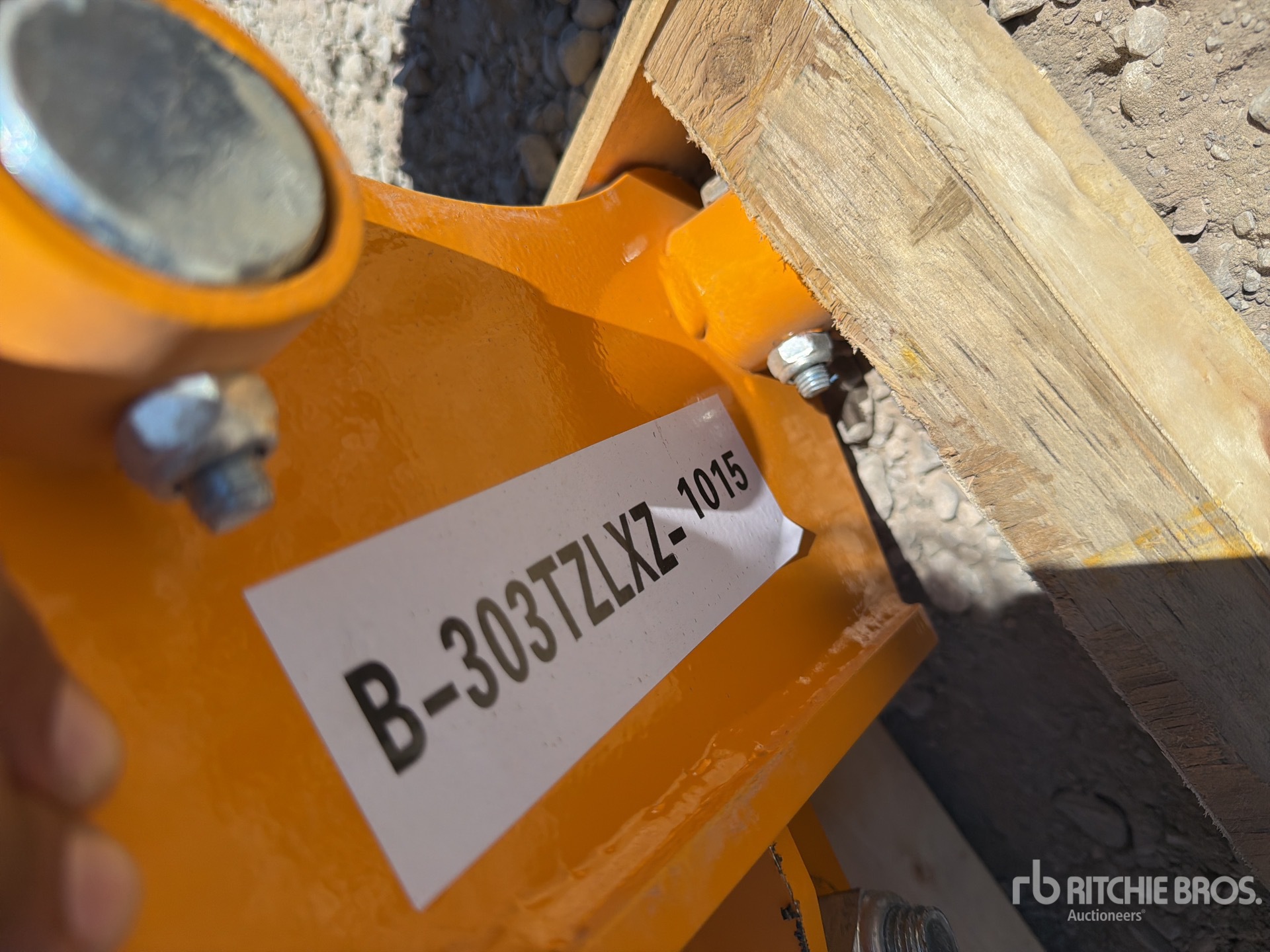 2026 GIYI 30 IN - FITS CAT 303 (UNUSED)