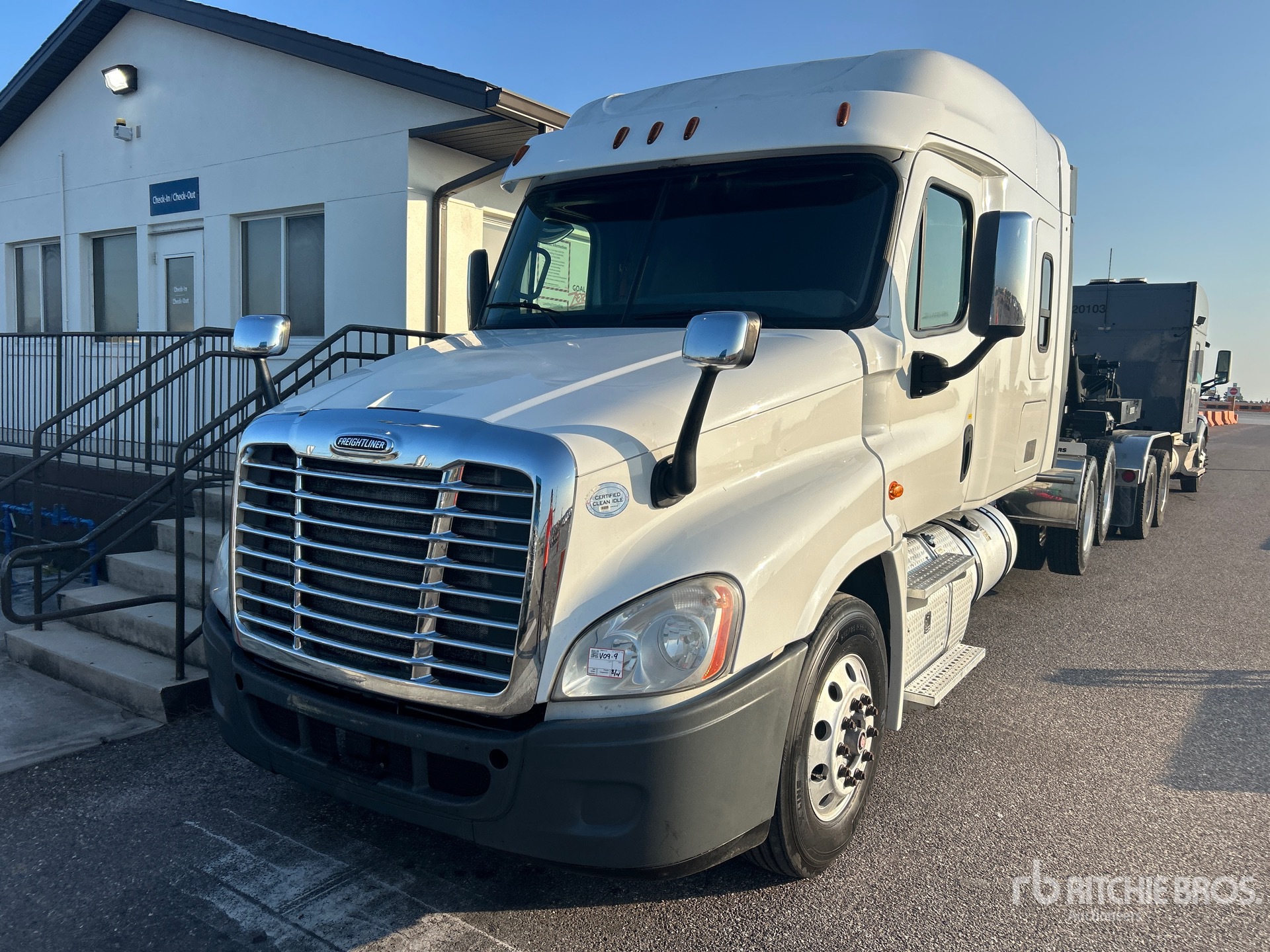 2016 Freightliner CASCADIA 125