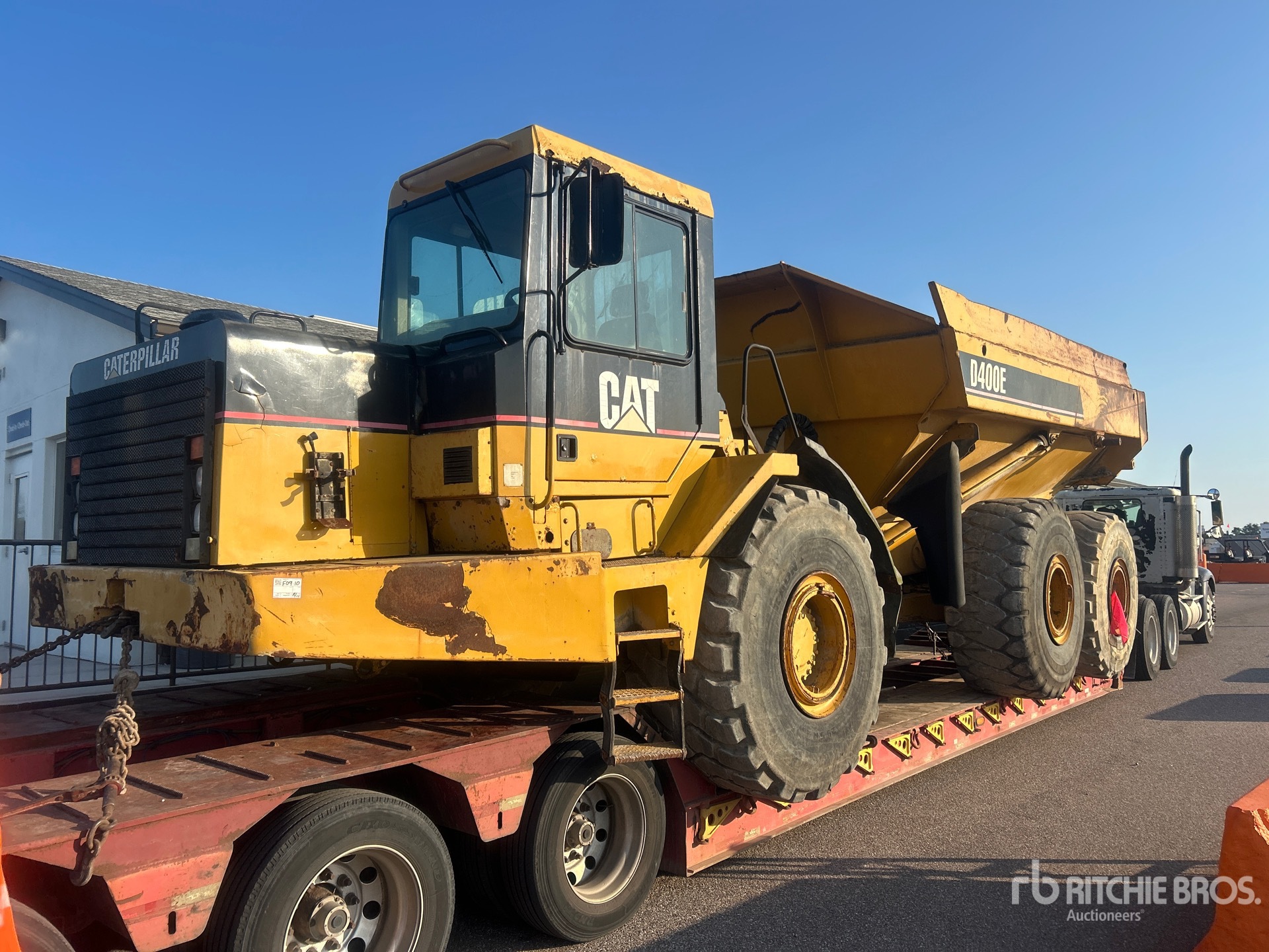 2000 Caterpillar D400E II
