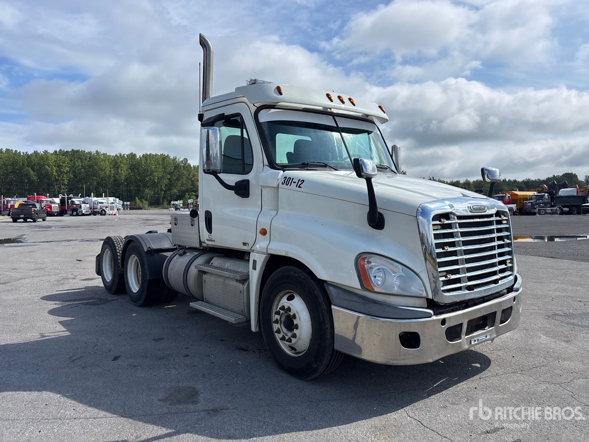 2012 Freightliner CASCADIA 125