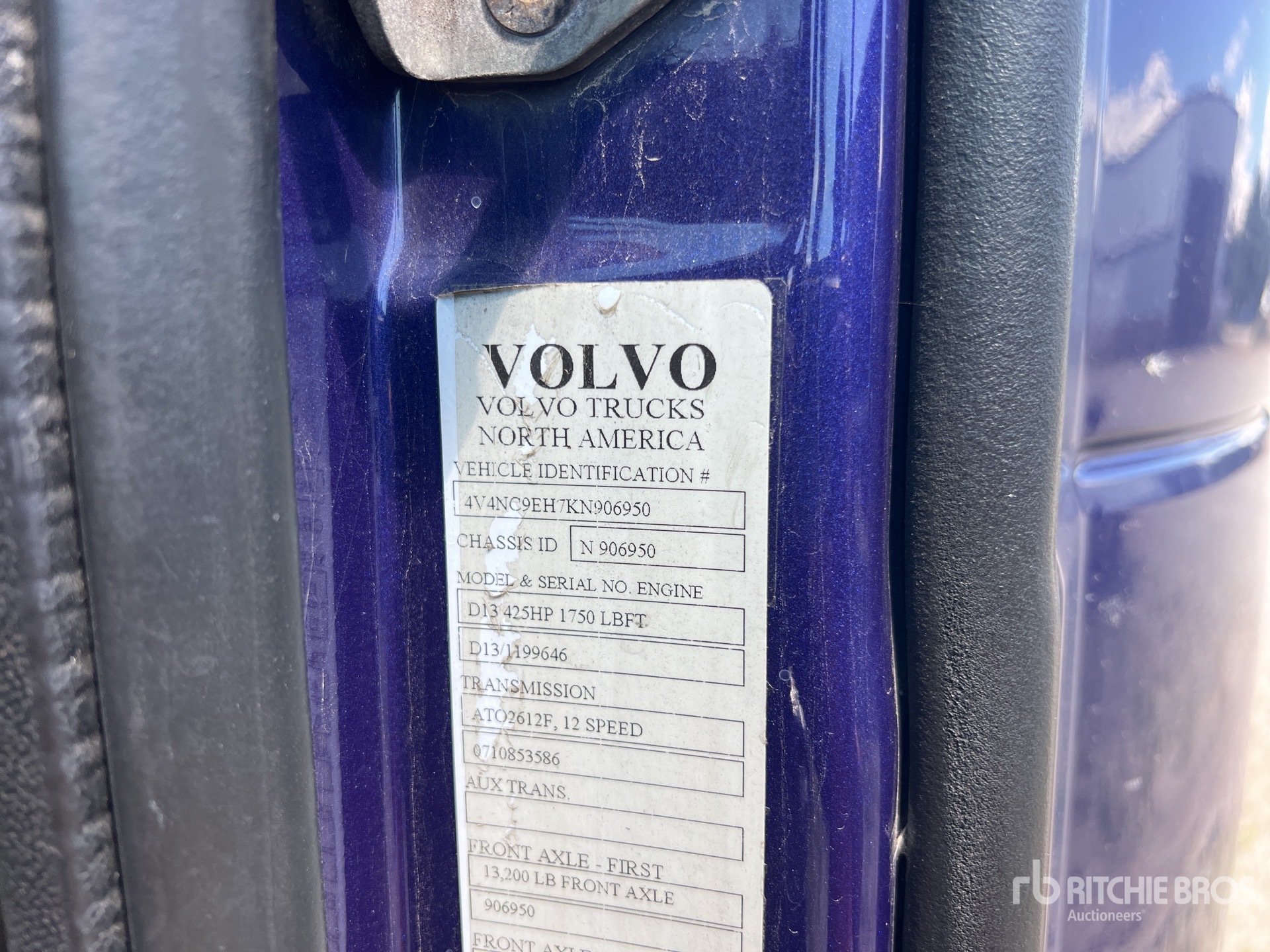 2019 Volvo VNL