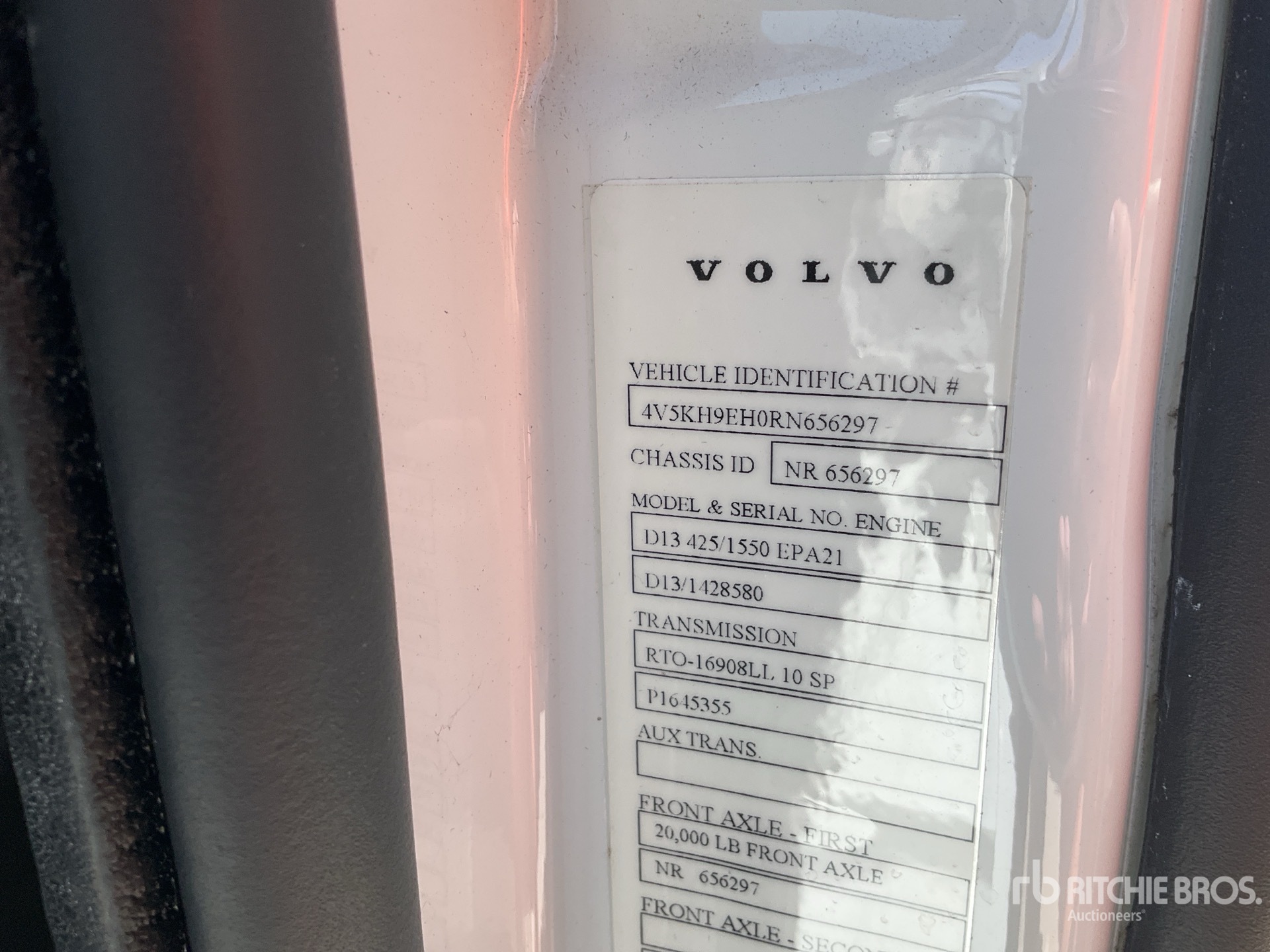 2024 Volvo VHD
