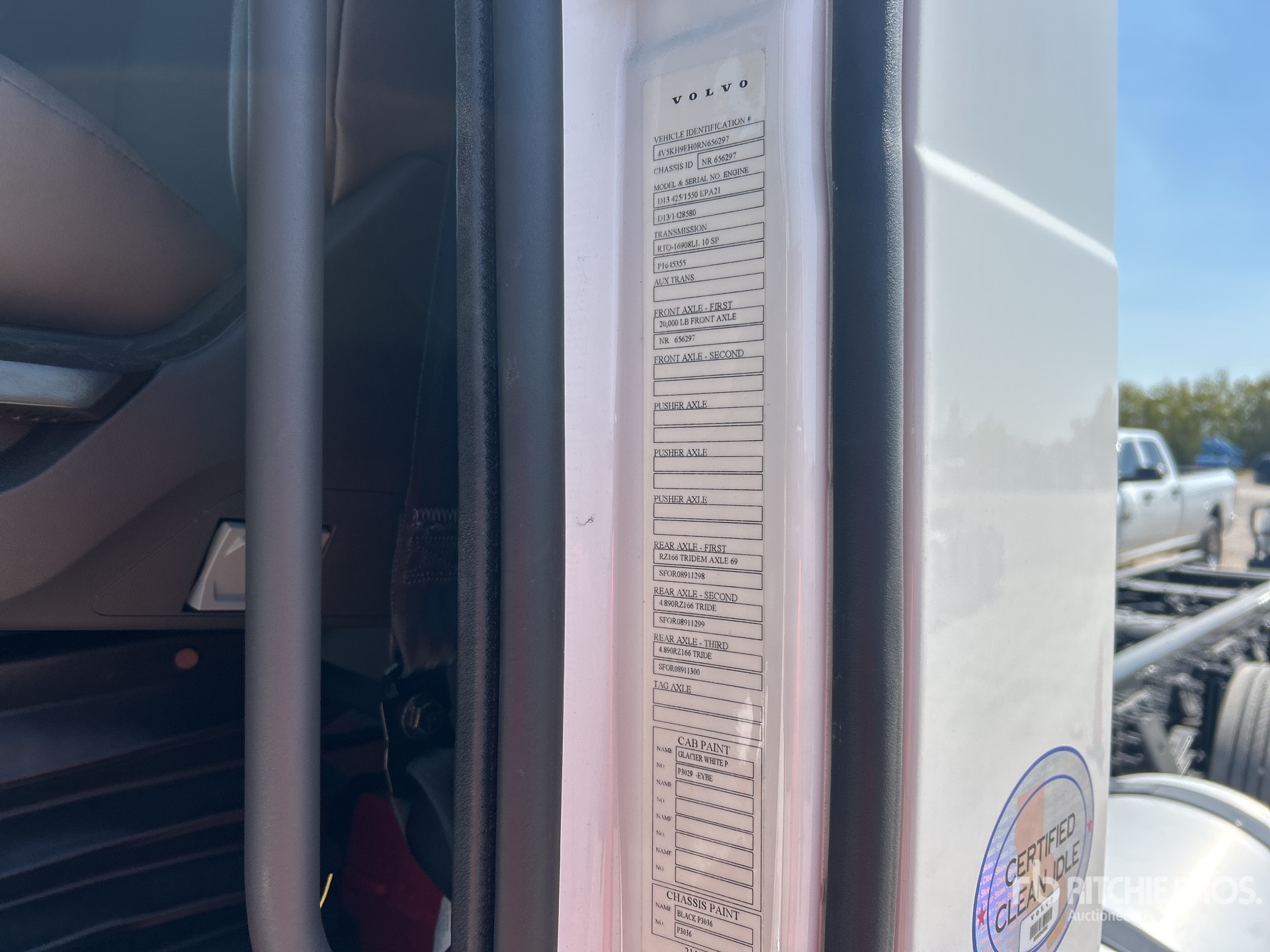 2024 Volvo VHD