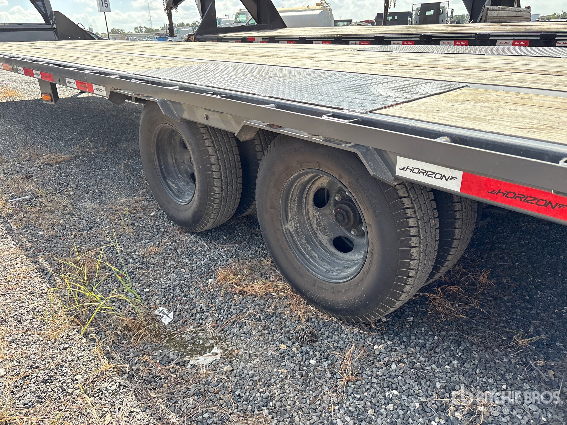 2026 Horizon FHZ36X102X34GN1