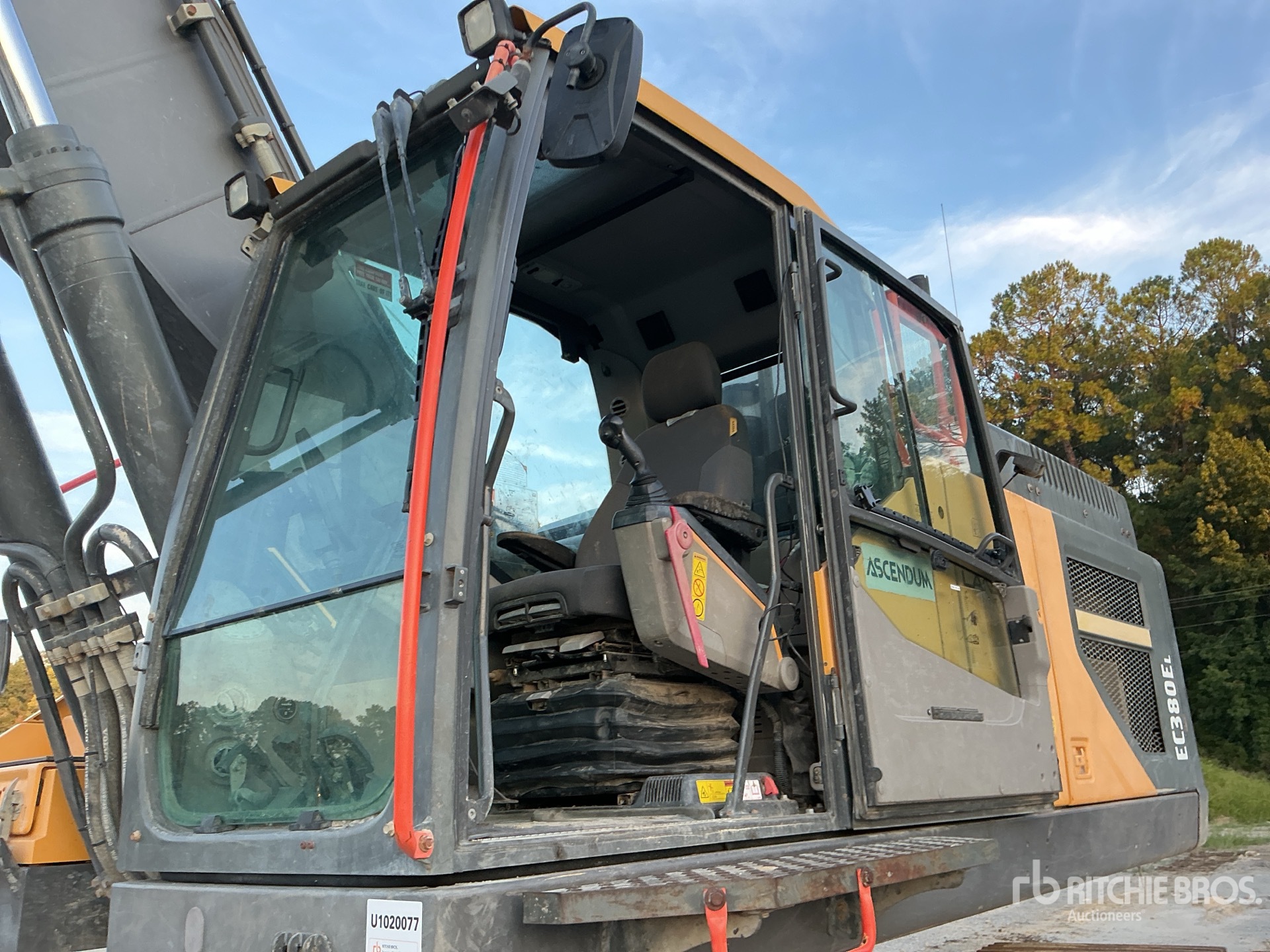 2020 Volvo EC380EL