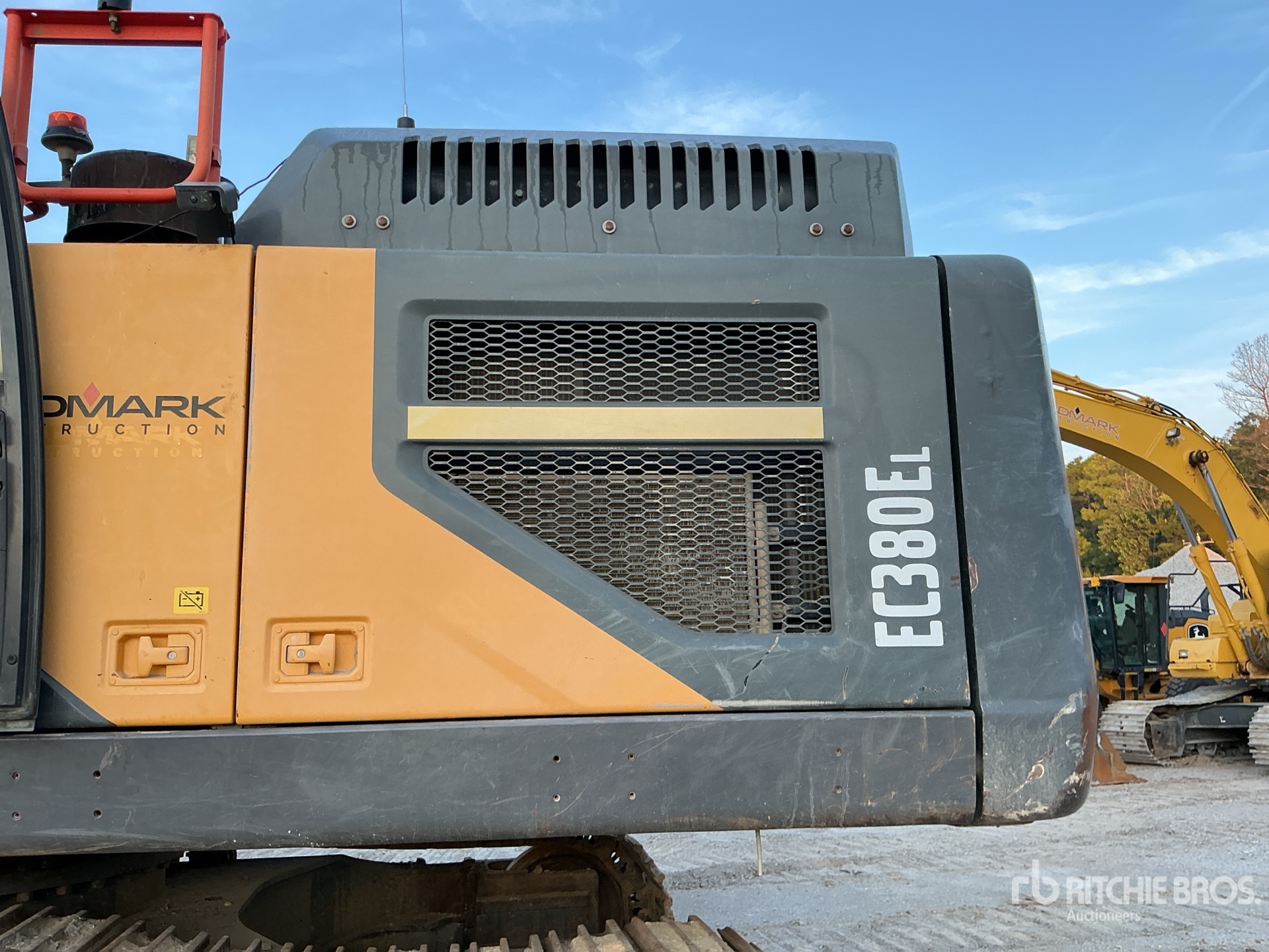 2020 Volvo EC380EL