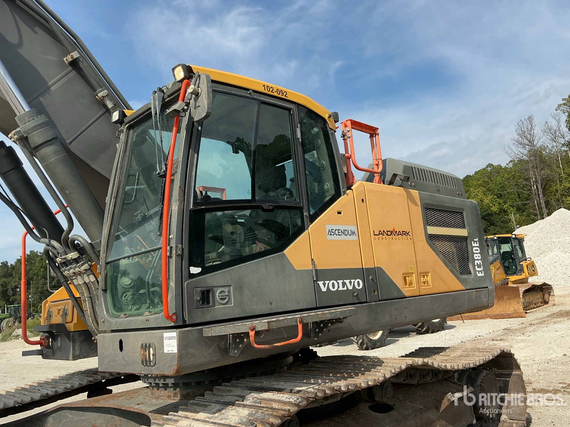 2020 Volvo EC380EL