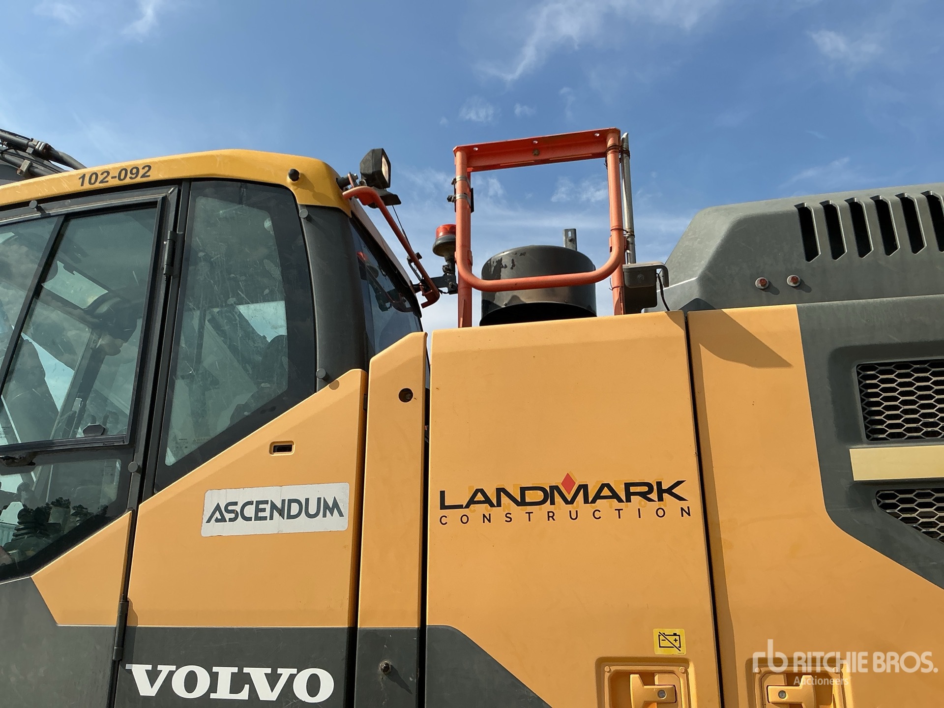 2020 Volvo EC380EL