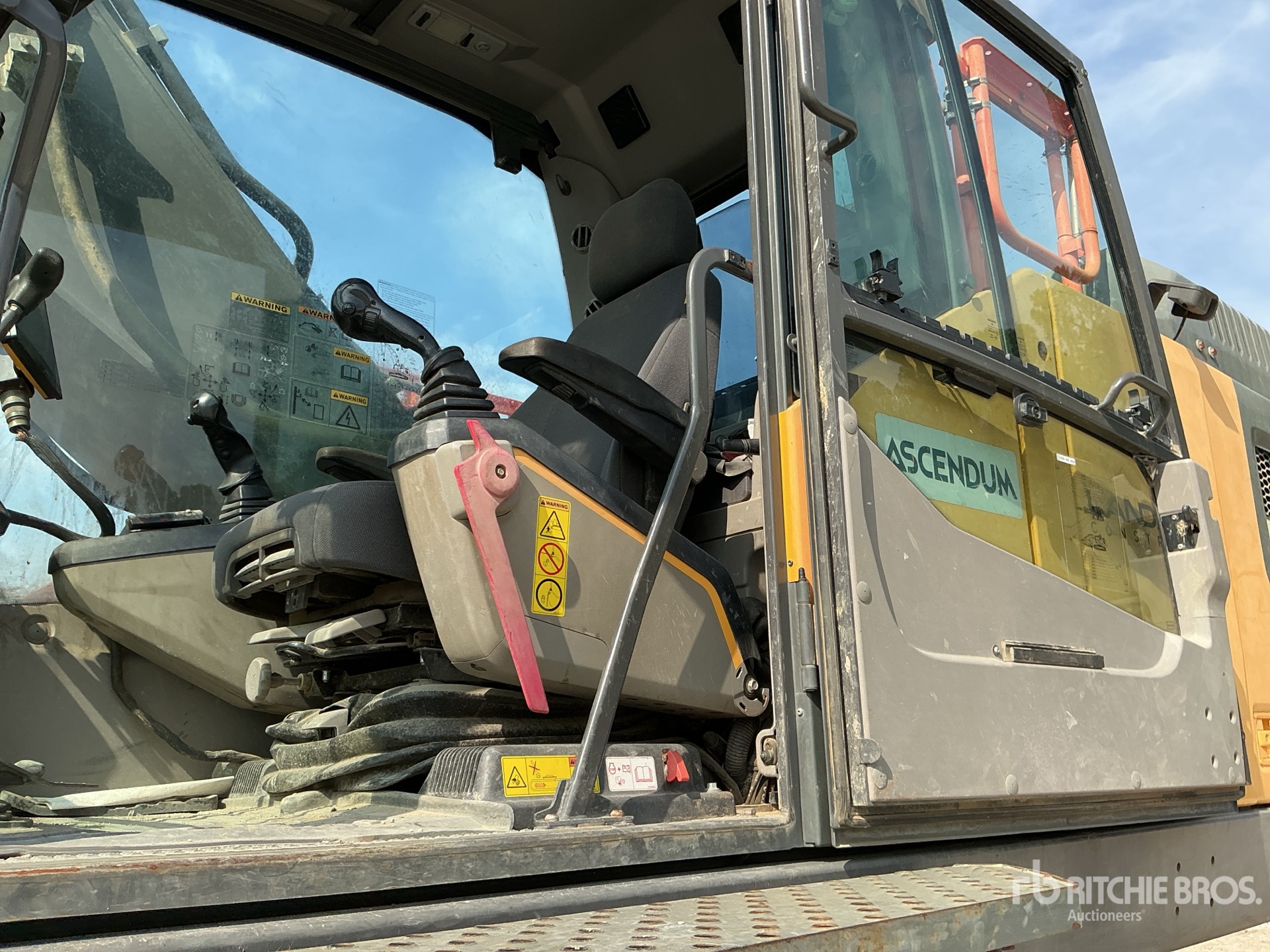 2020 Volvo EC380EL