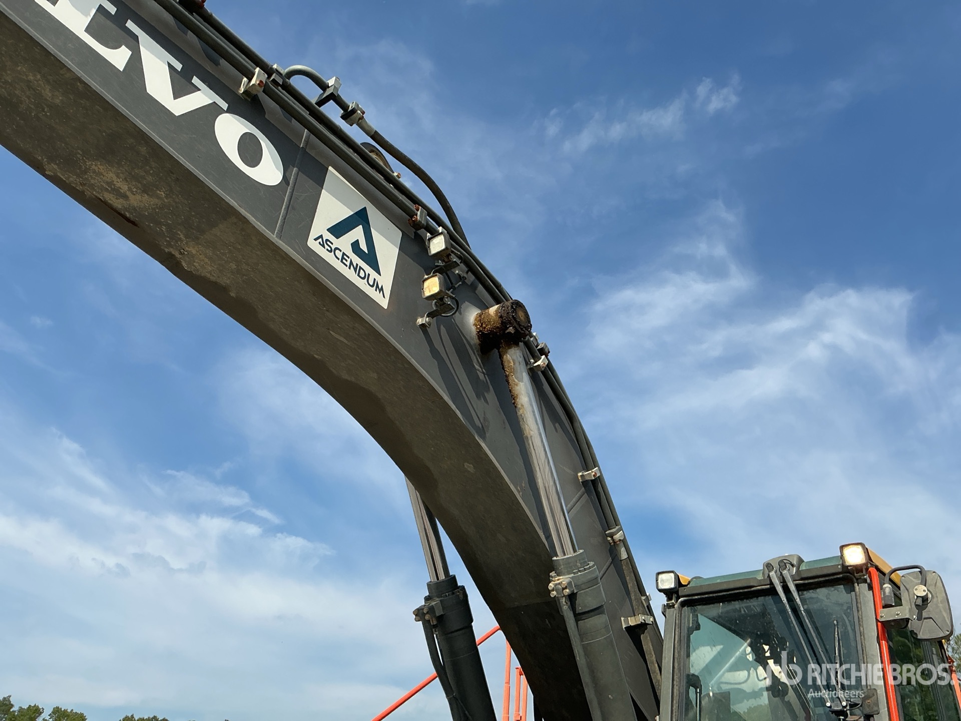2020 Volvo EC380EL