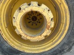 Drivetrain with Right Rear Final Drive