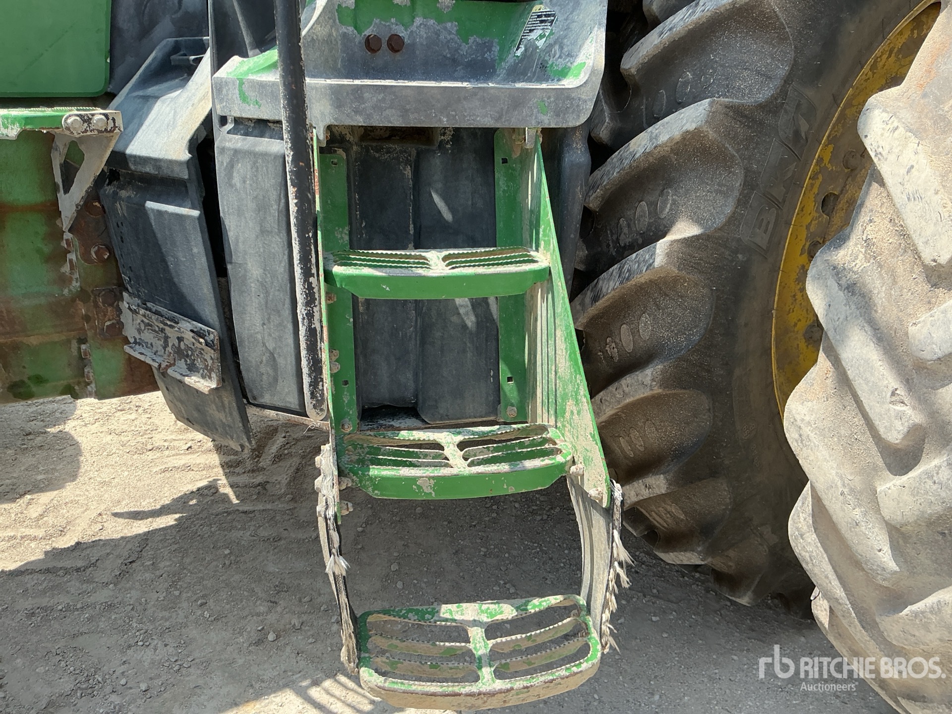 2012 John Deere 8310R