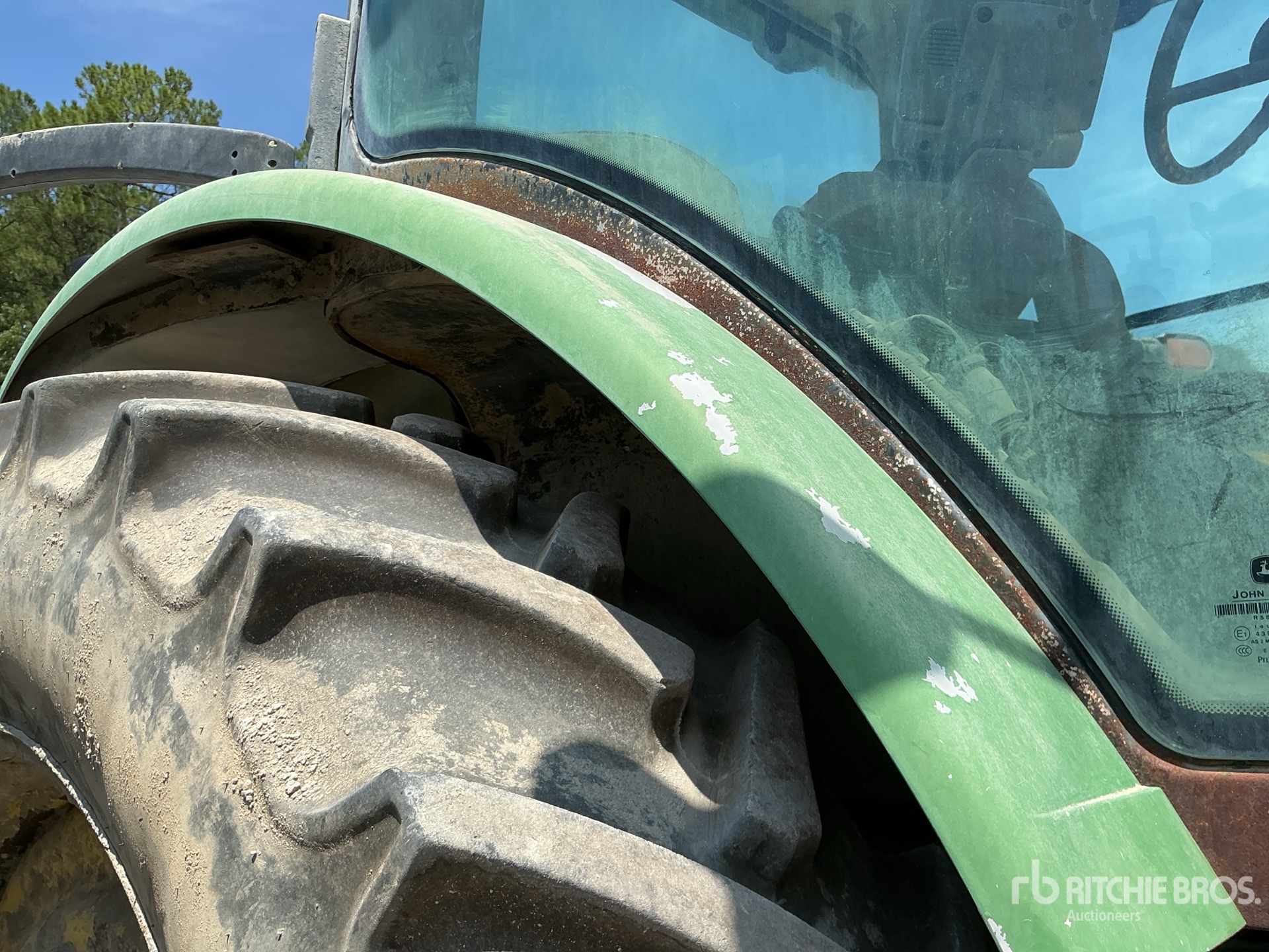 2014 John Deere 7210R