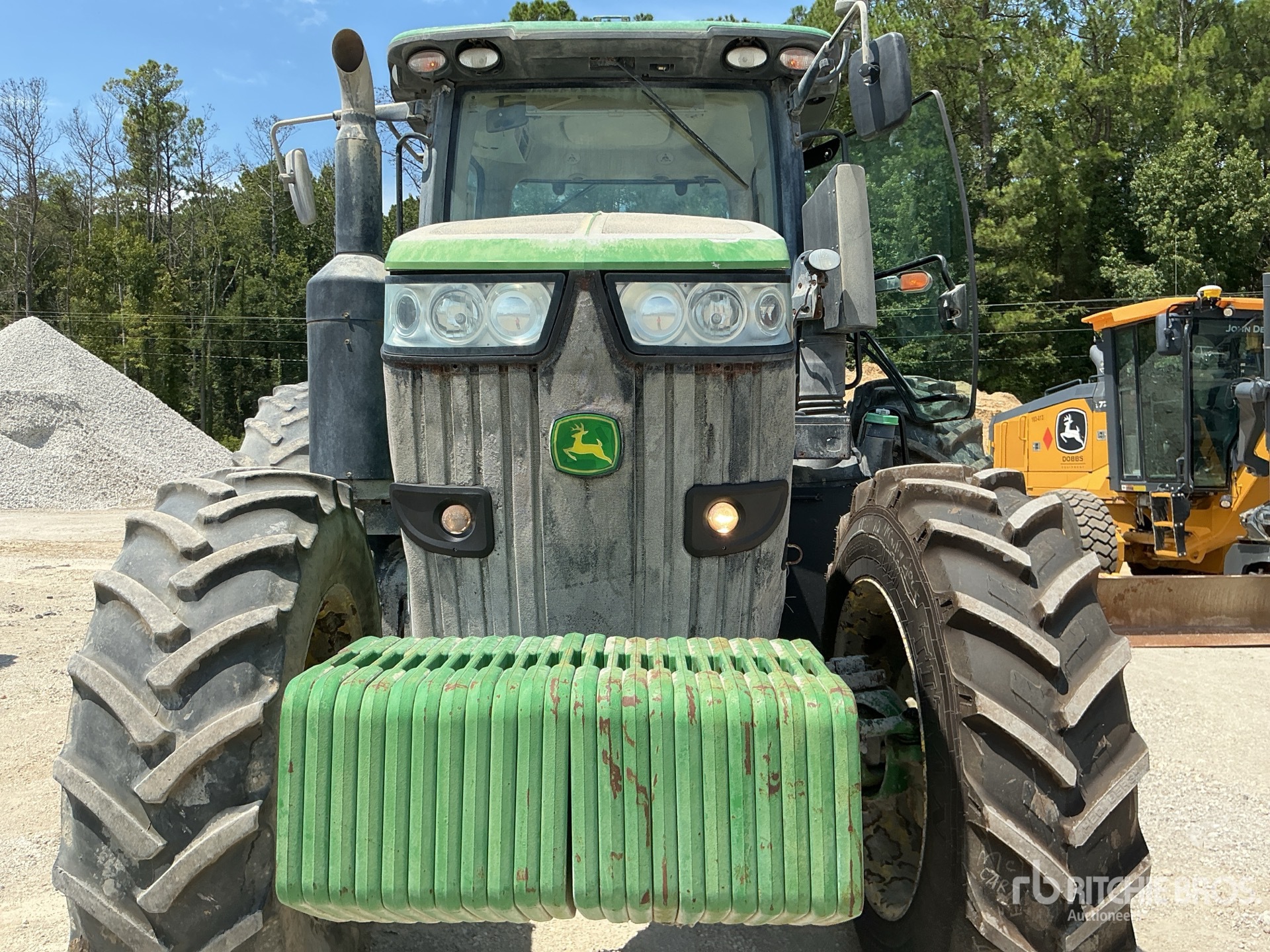 2014 John Deere 7210R