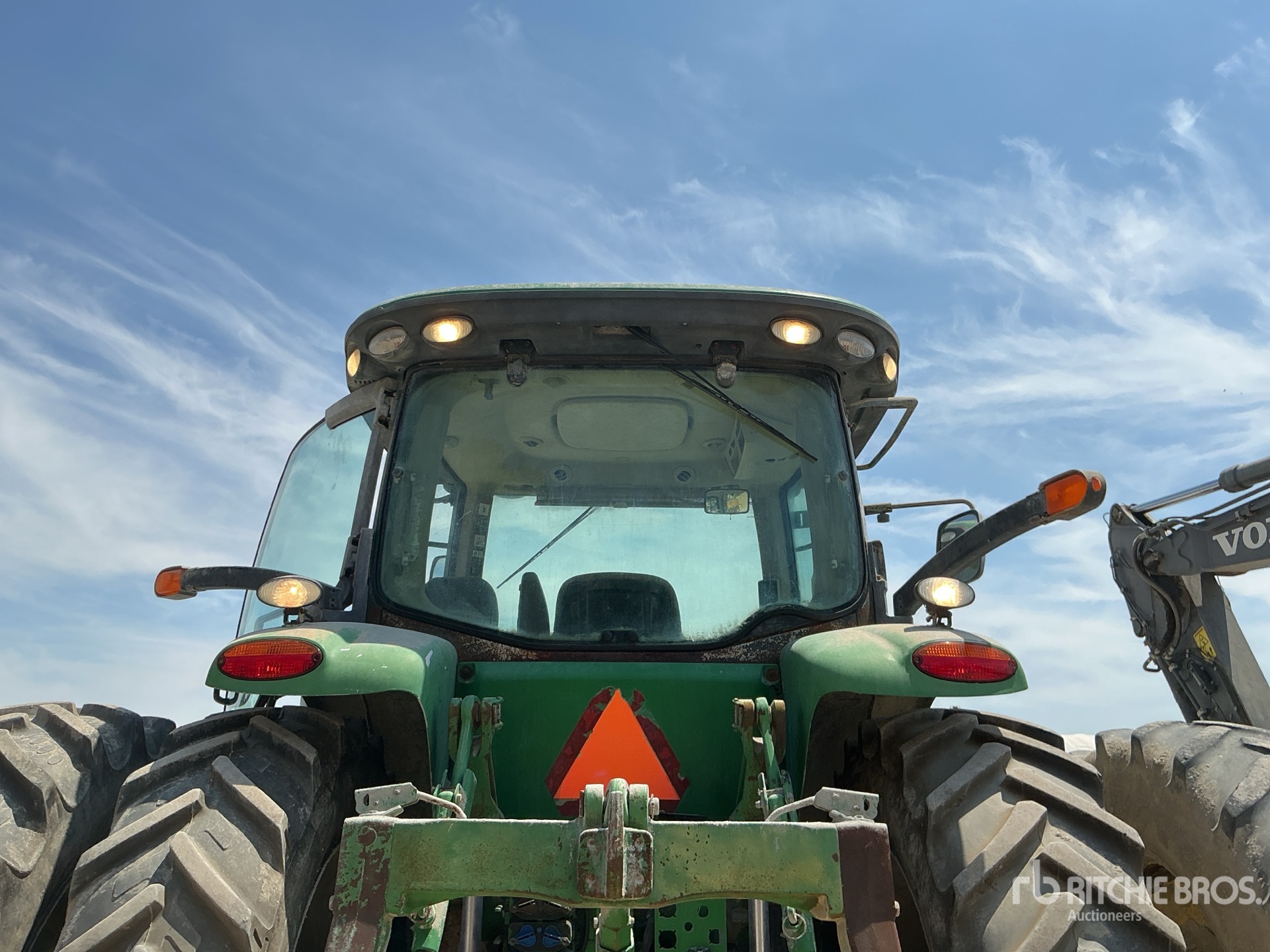 2014 John Deere 7210R