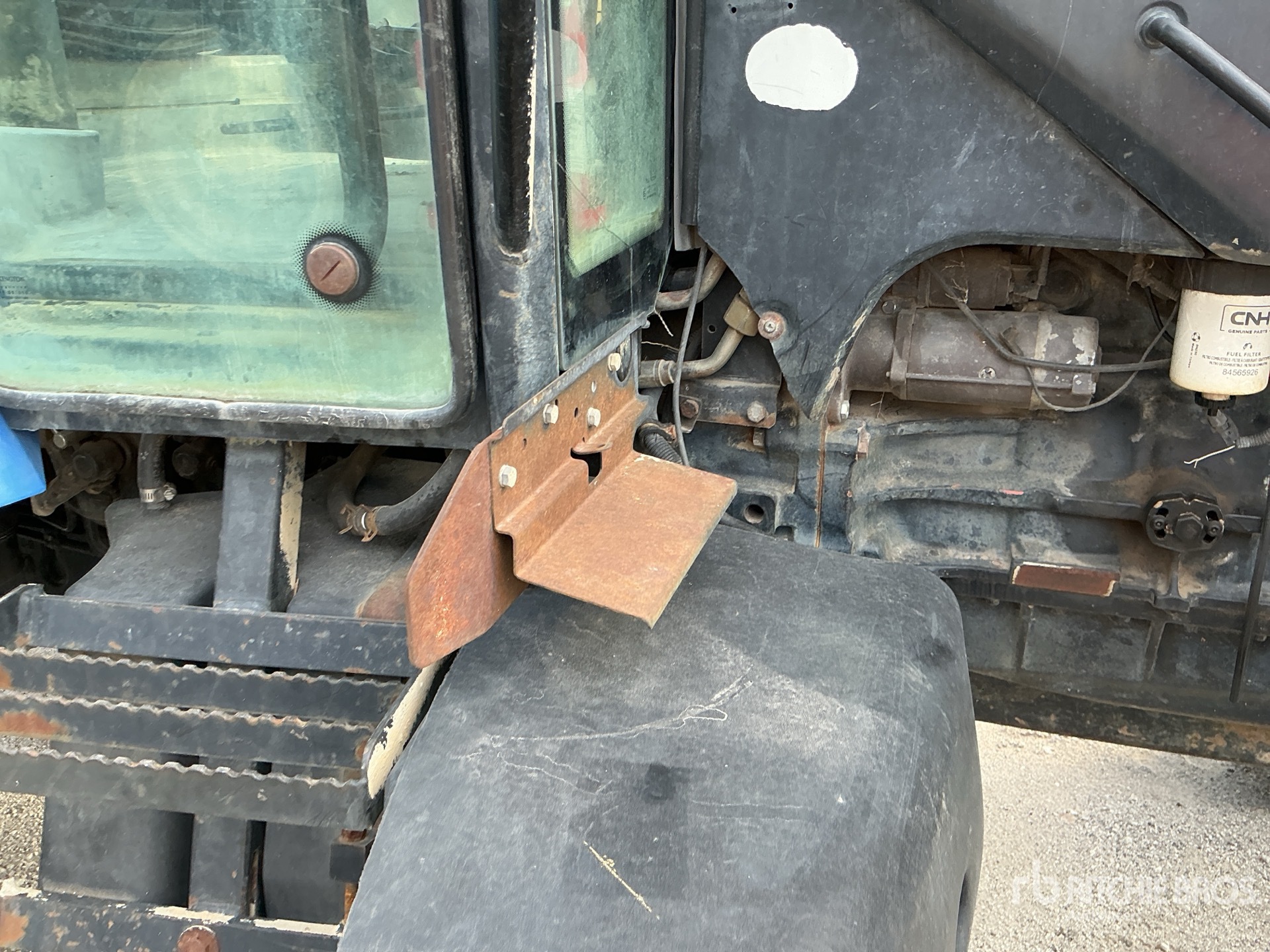 2005 New Holland TM140