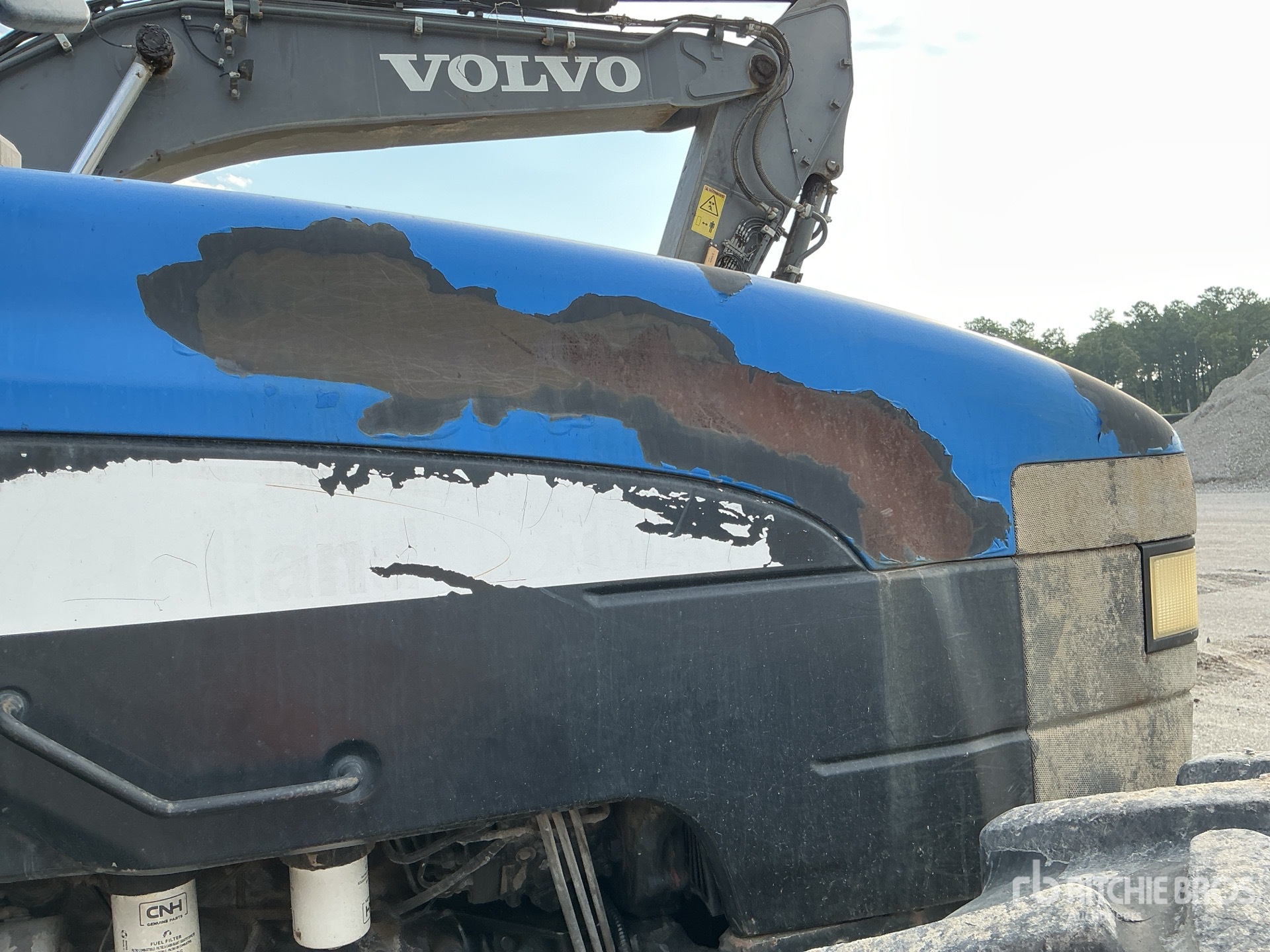 2005 New Holland TM140