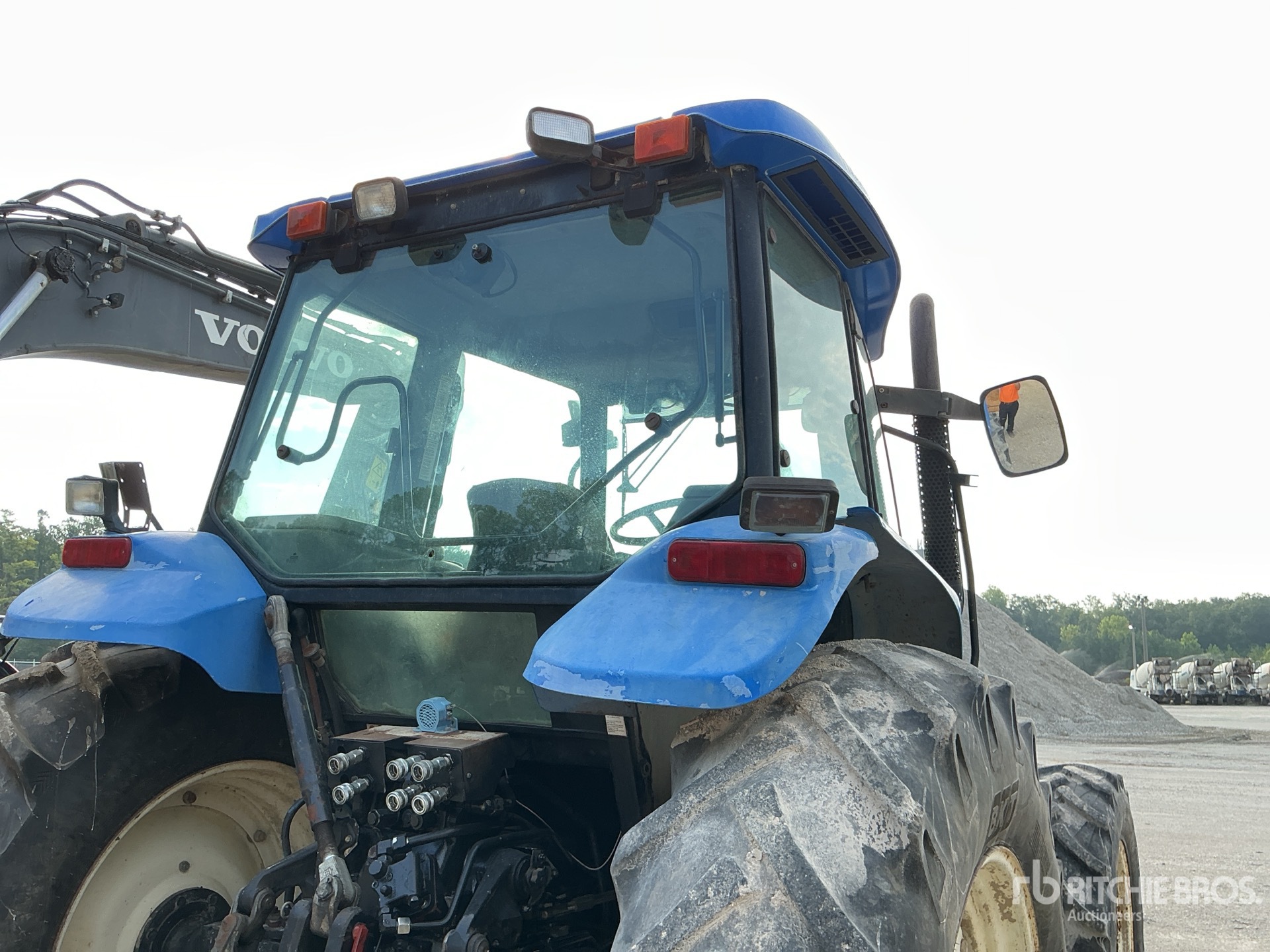 2005 New Holland TM140