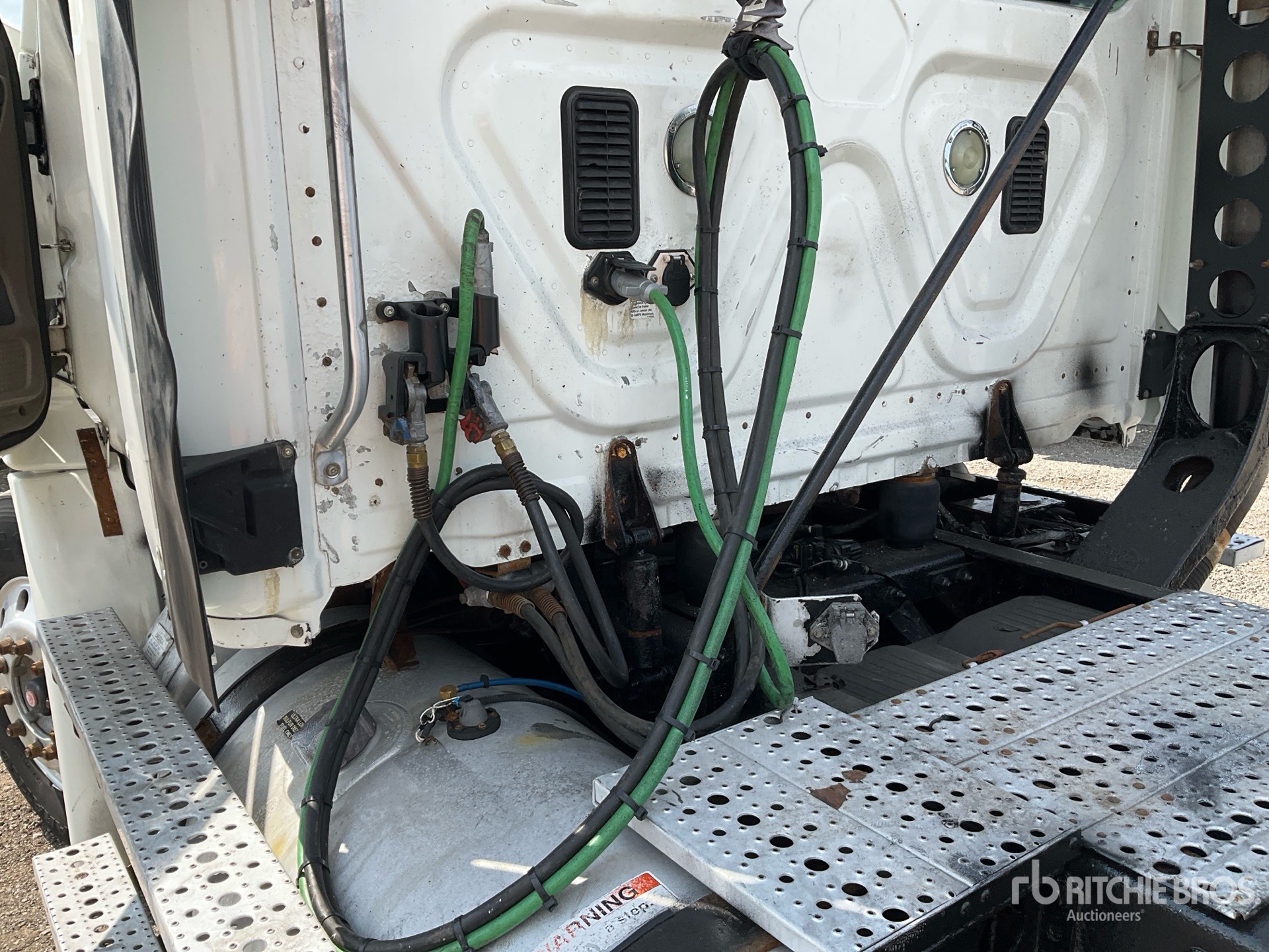 2012 Freightliner CASCADIA 113