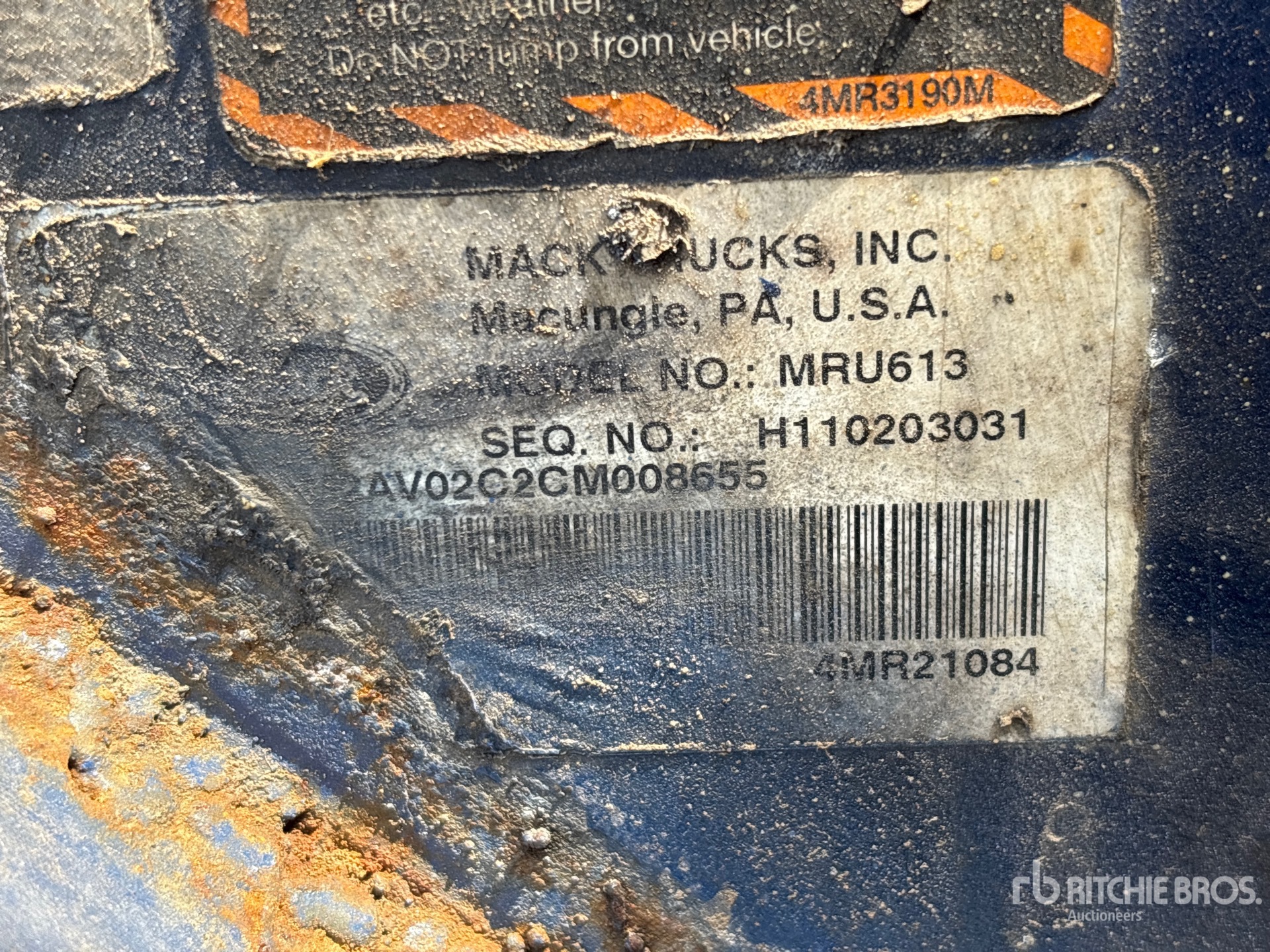 2012 Mack MRU613