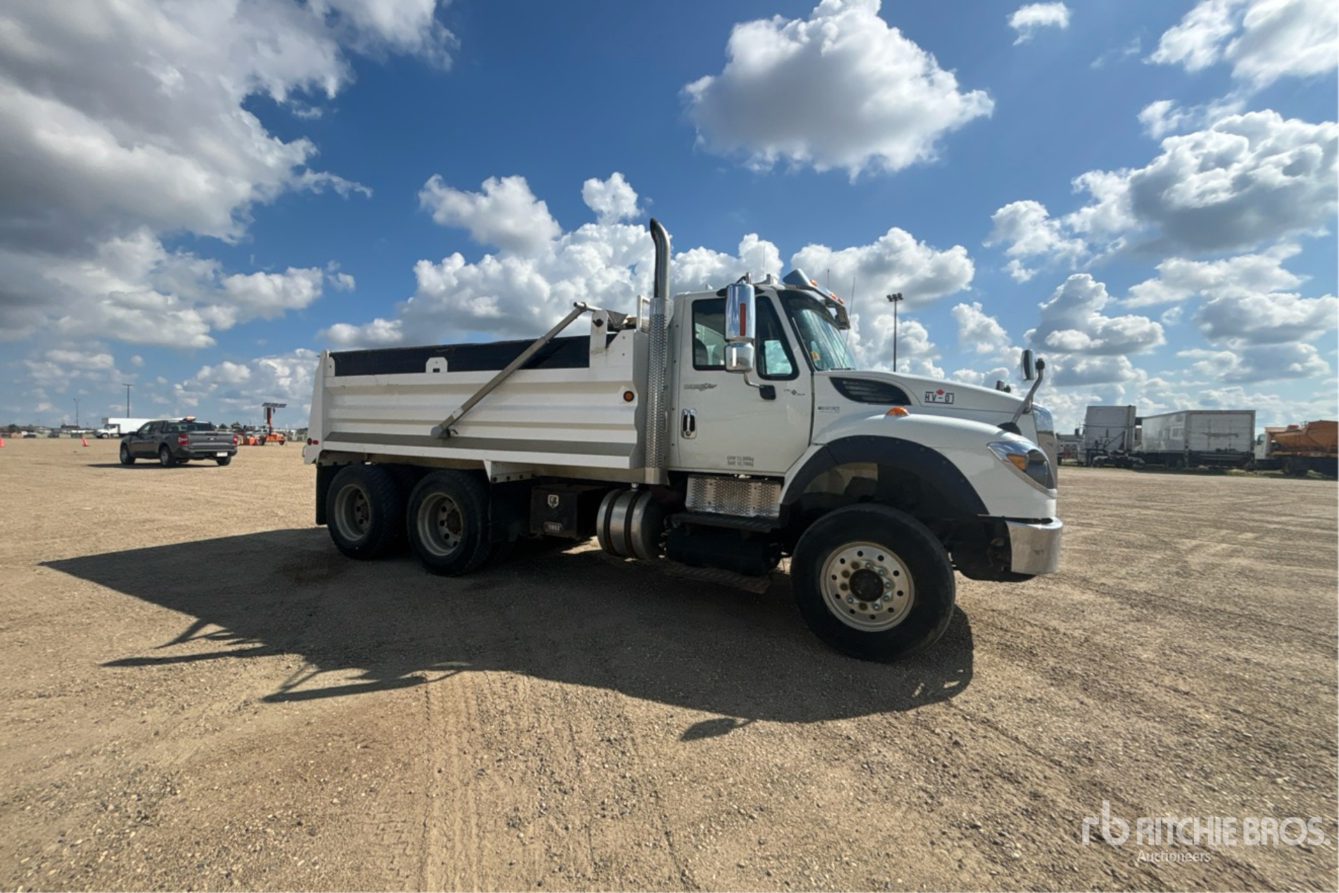 2013 International WorkStar 7600