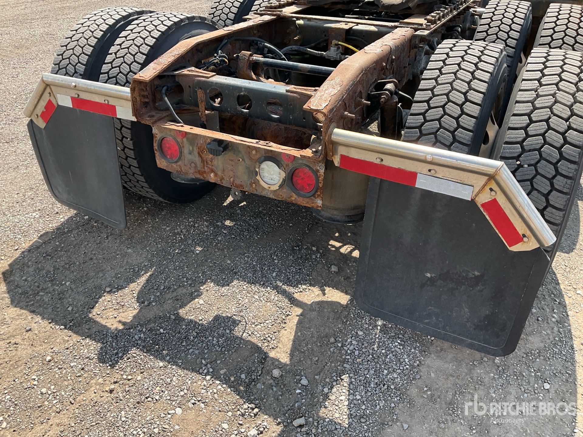 2019 International LT625