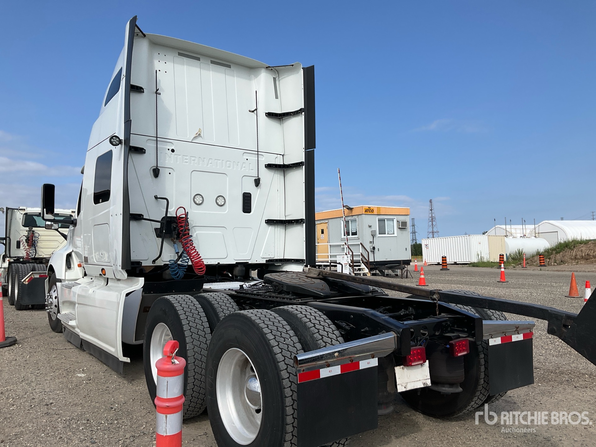 2021 International LT625