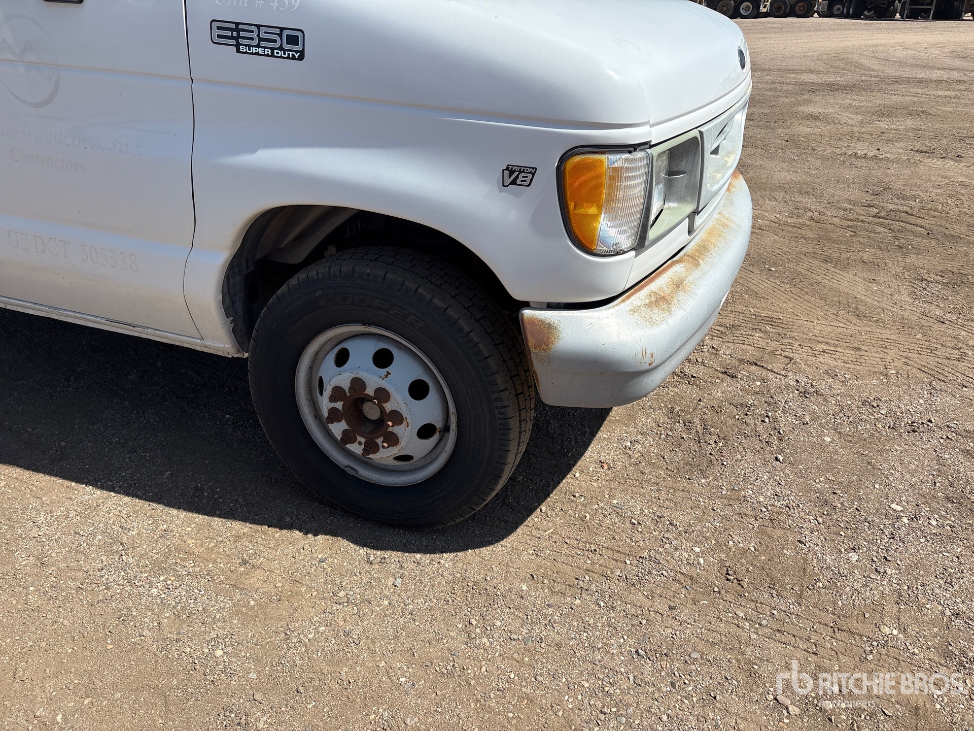 1999 Ford E-350