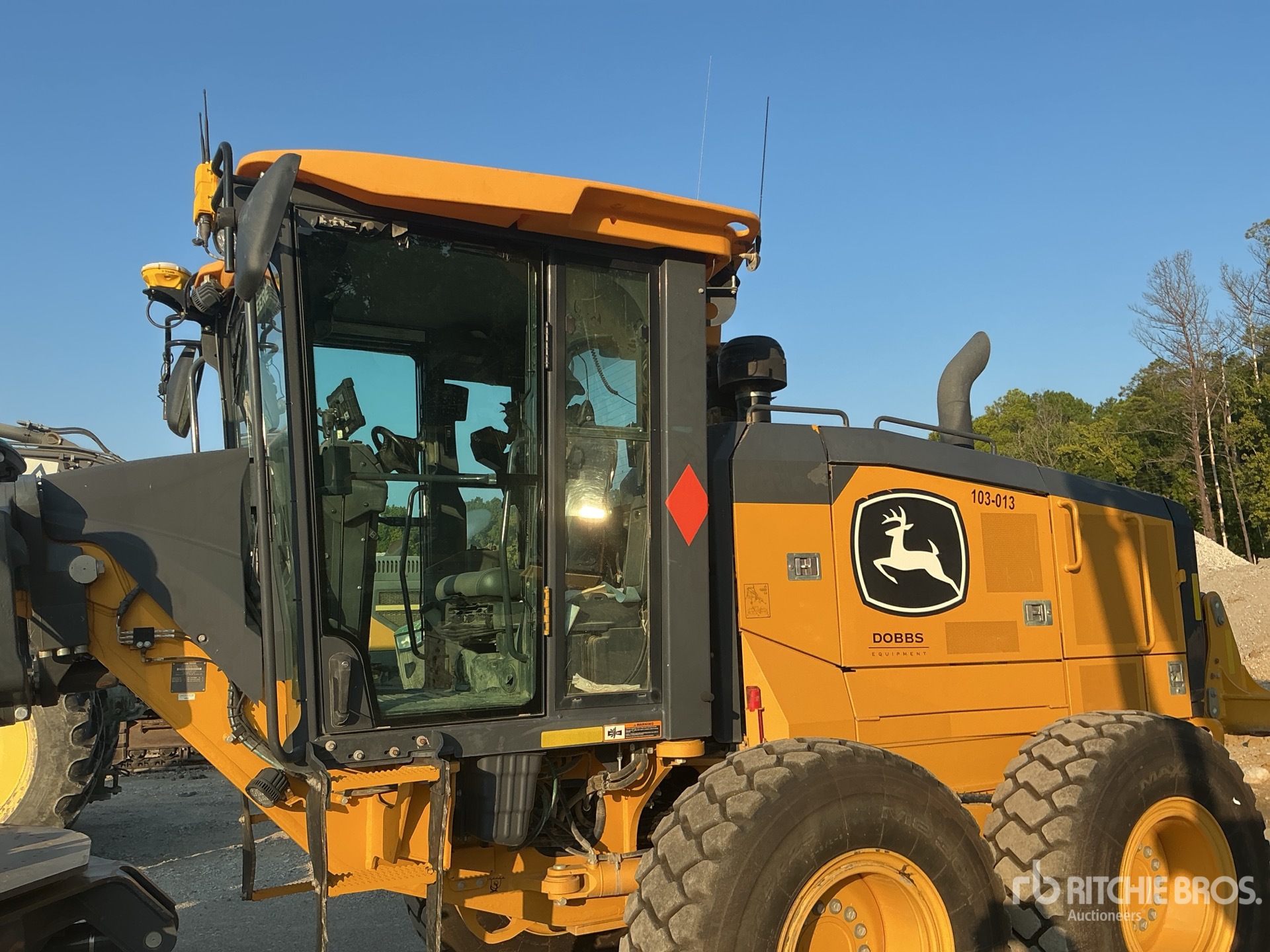 2024 John Deere 872G