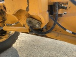 Chassis with Usure de la broche articulée de l'essieu avant
