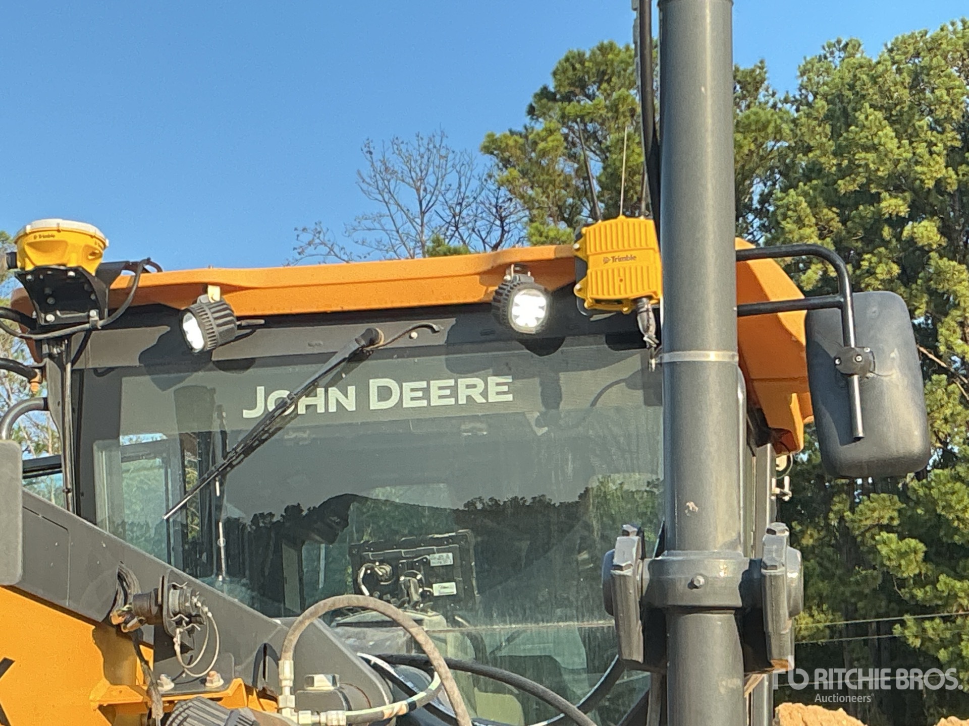 2024 John Deere 872G