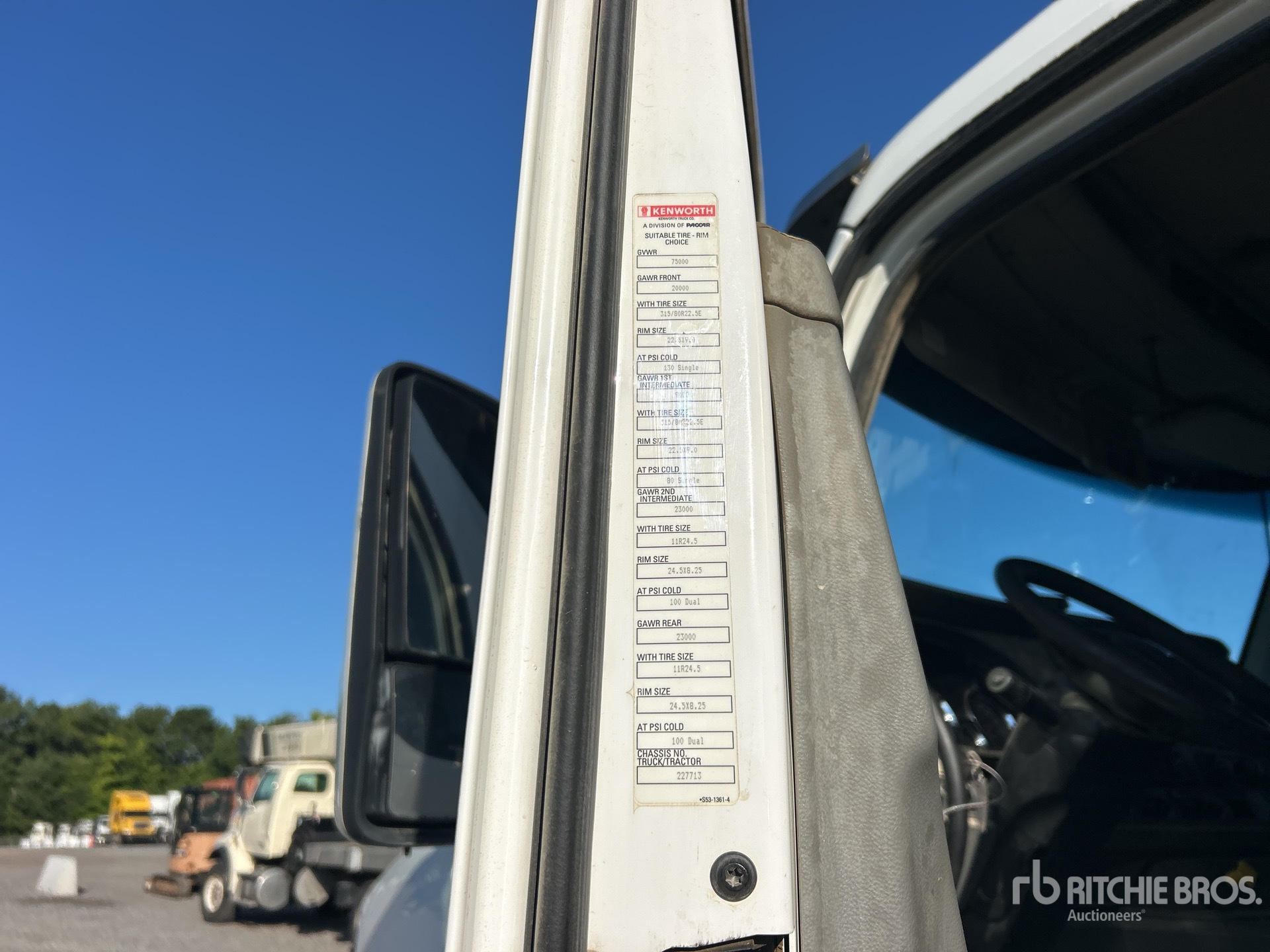 2019 Kenworth T880