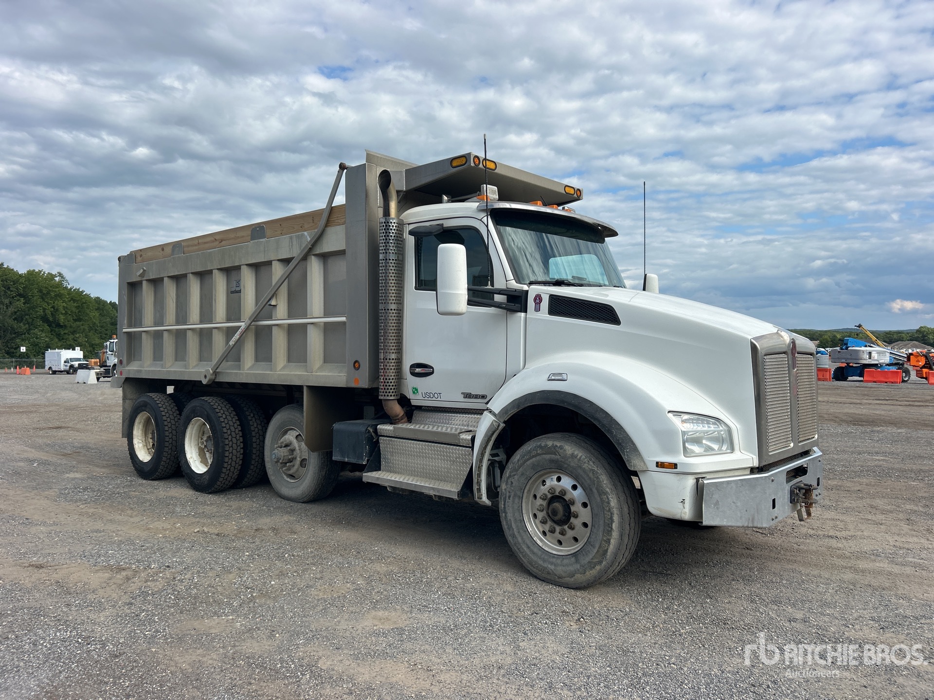 2019 Kenworth T880