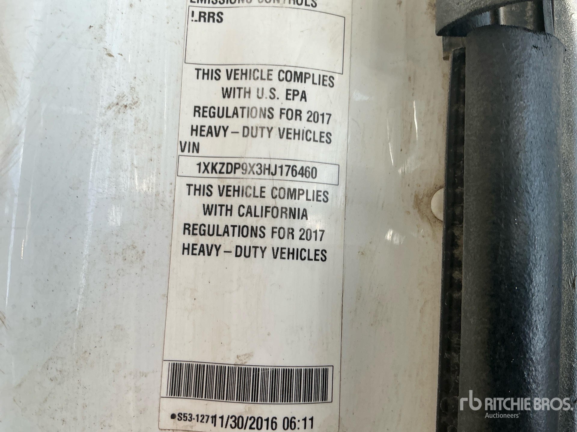 2017 Kenworth T880
