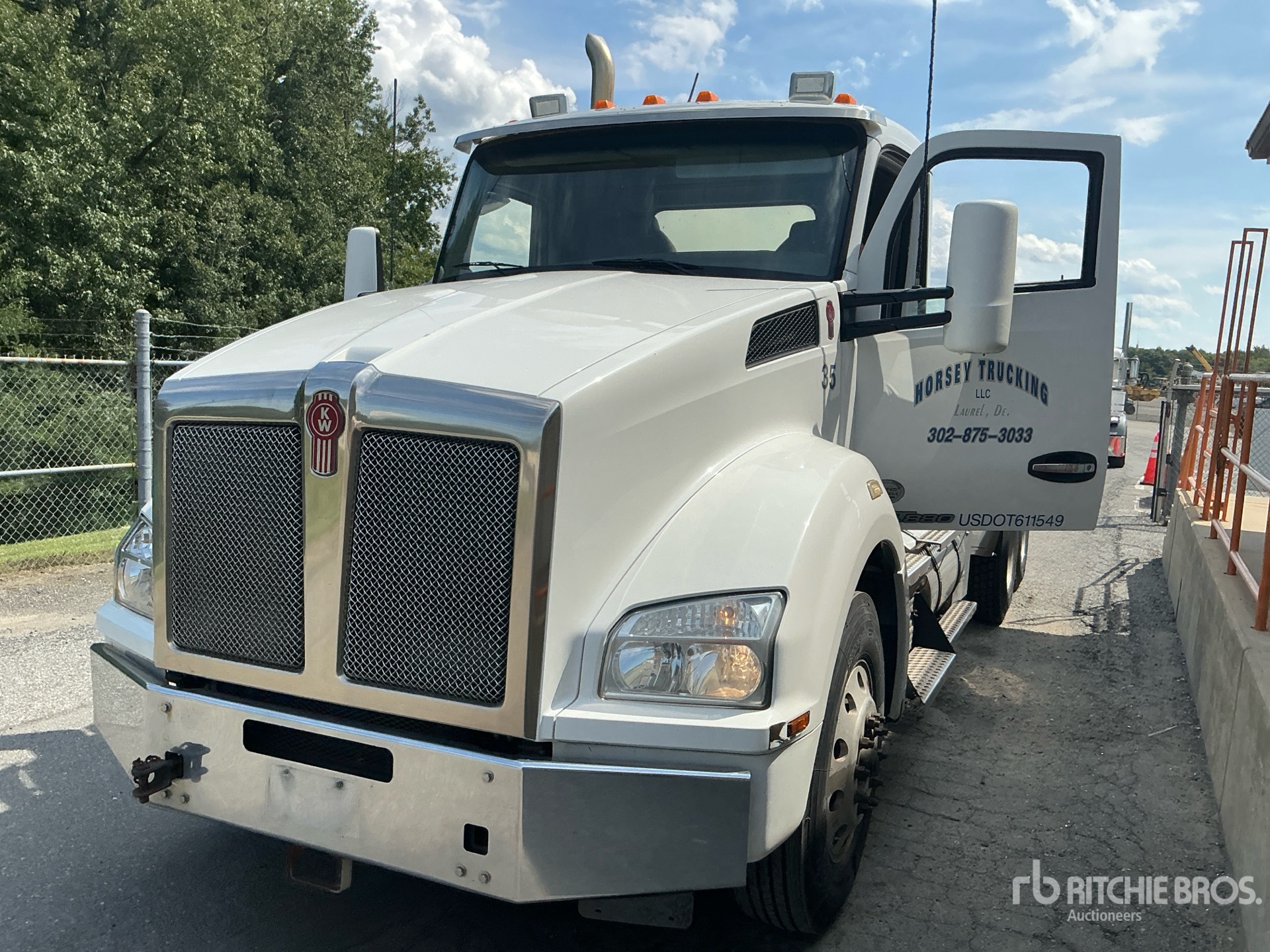 2017 Kenworth T880