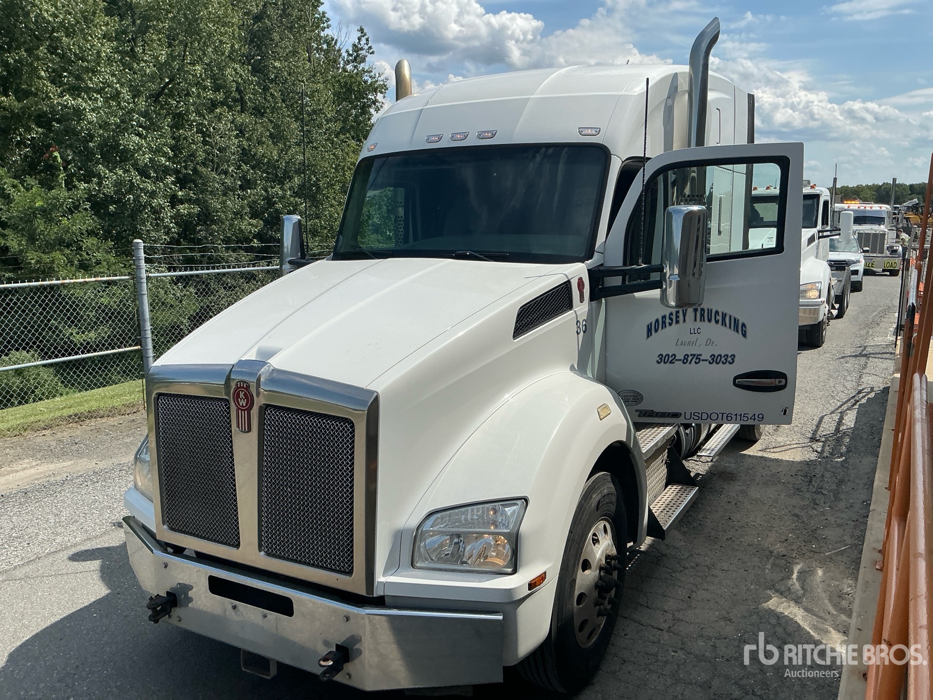 2017 Kenworth T880