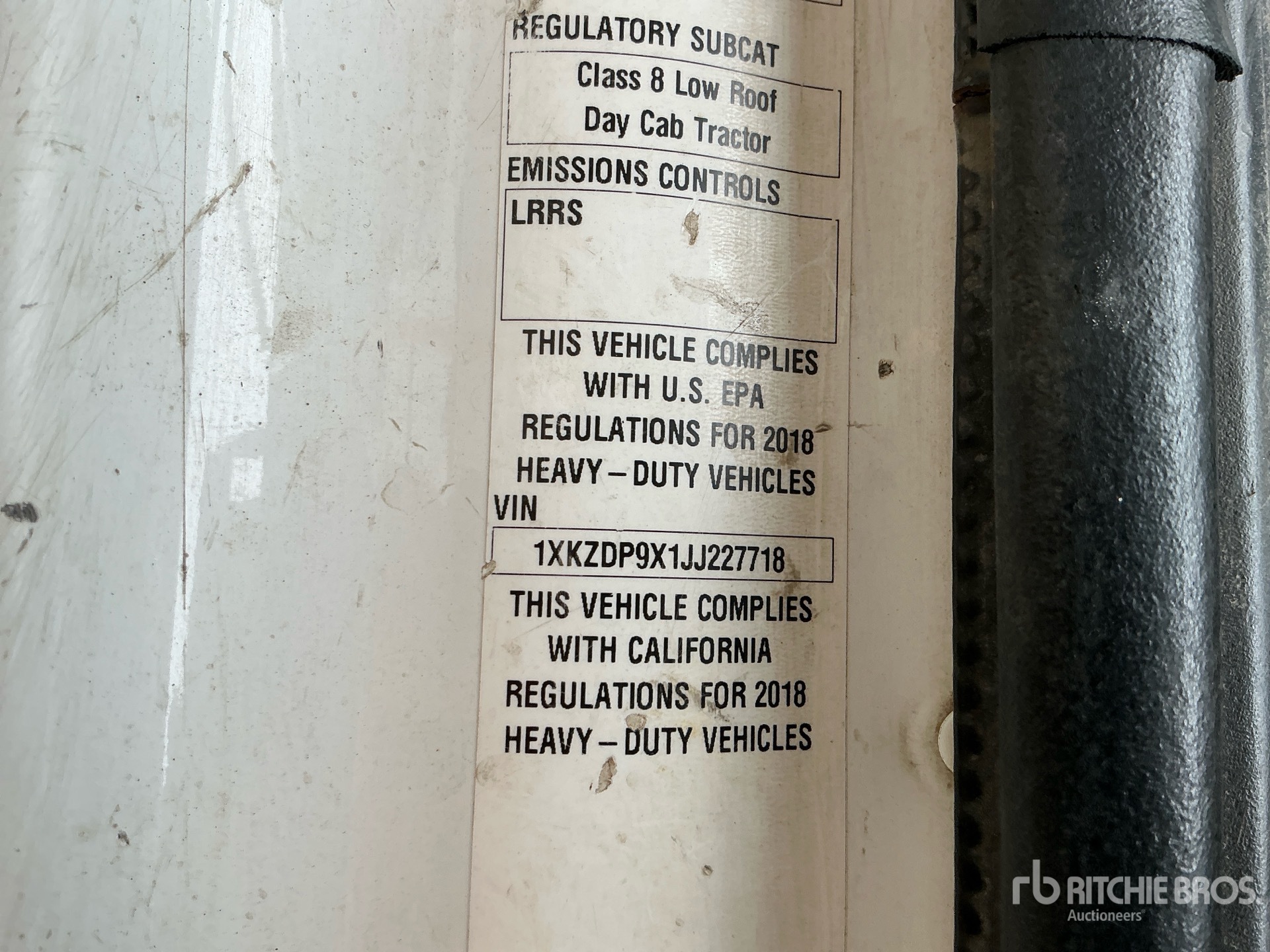 Photo of 2018 Kenworth T880