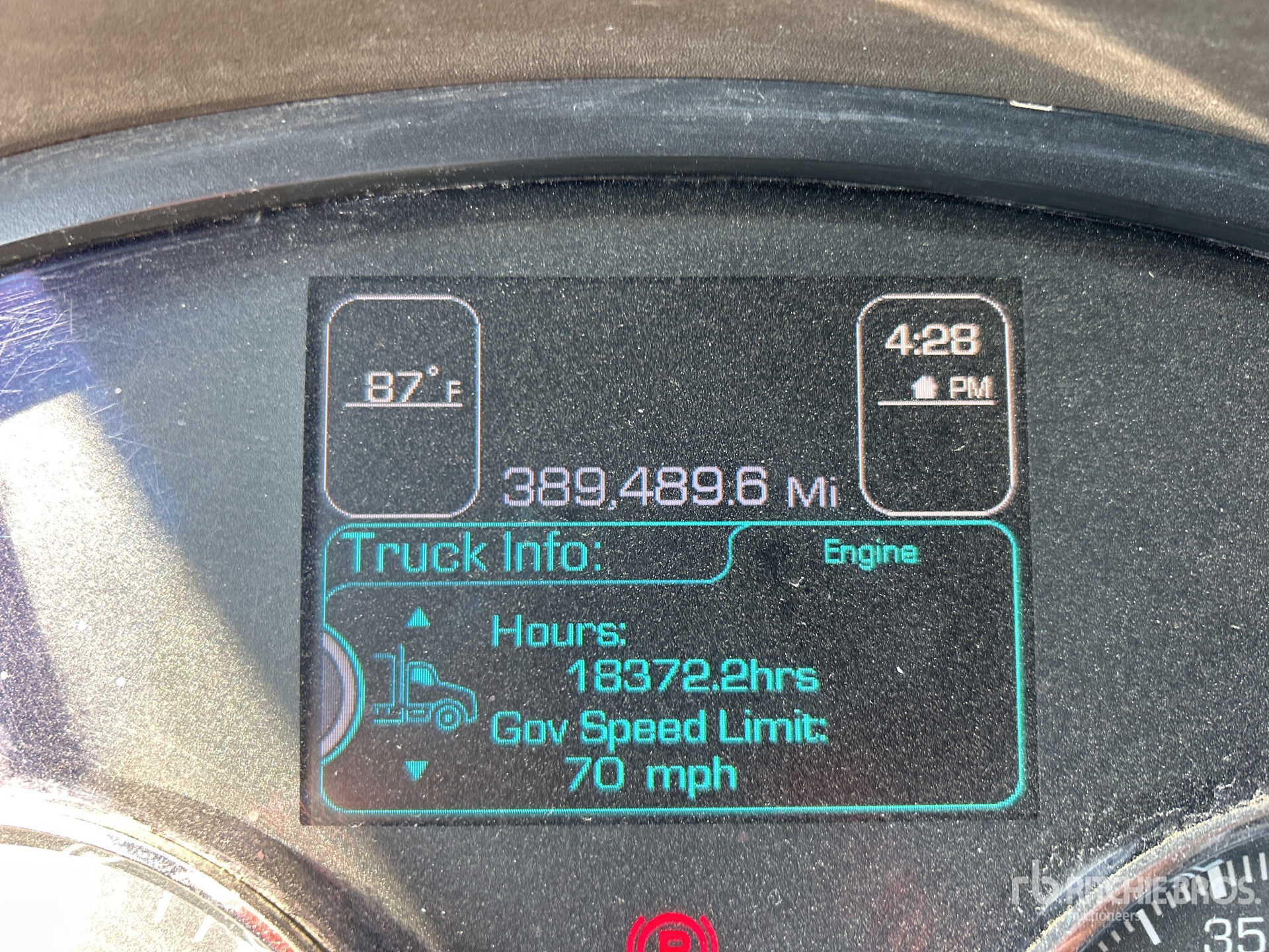2017 Kenworth T880