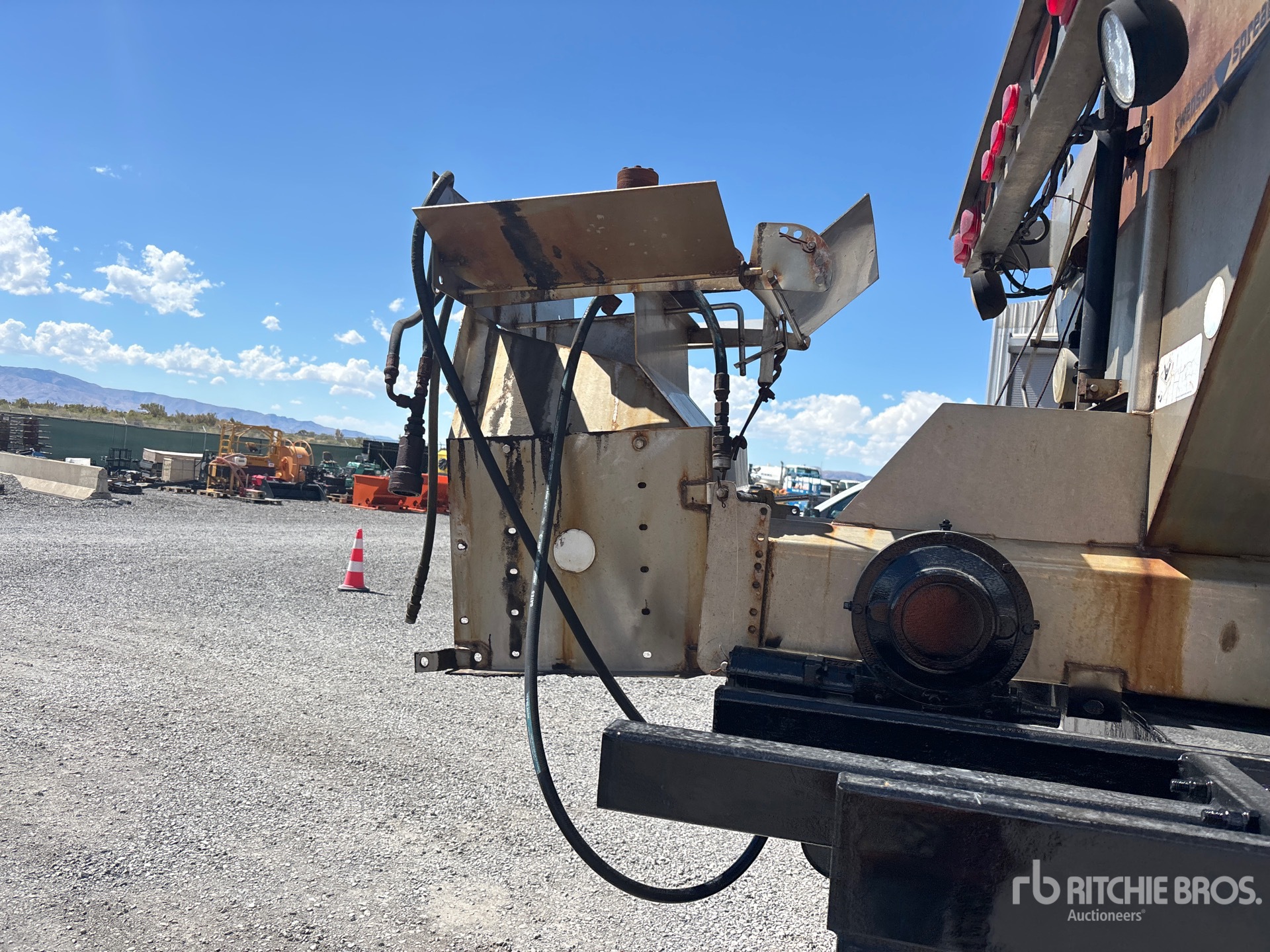 2003 International 7400