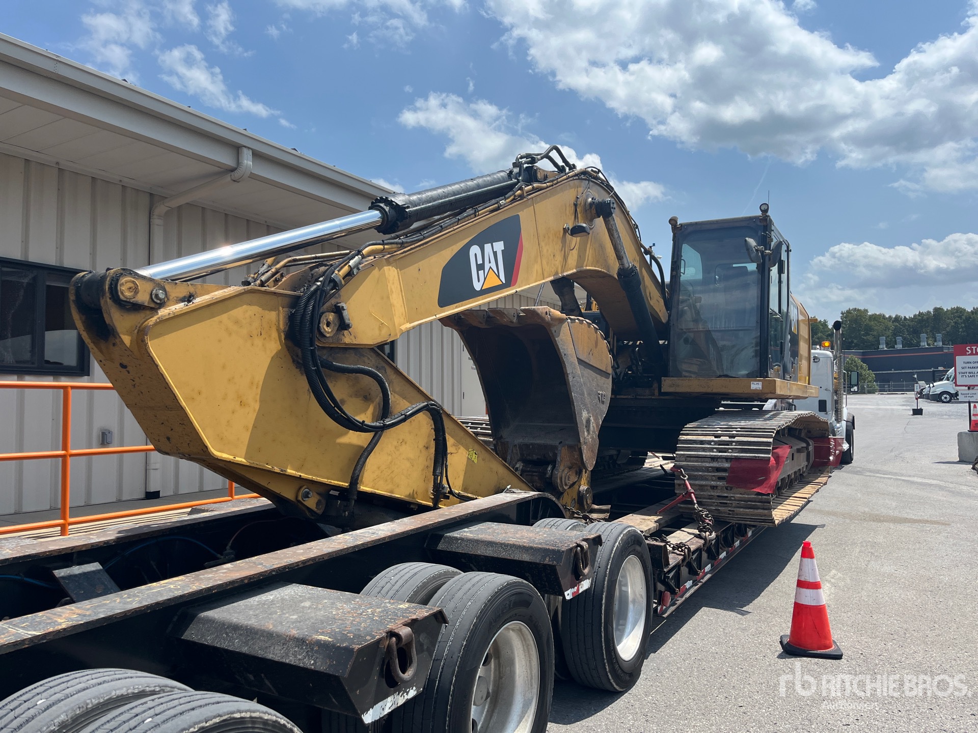 2012 Caterpillar 329E L