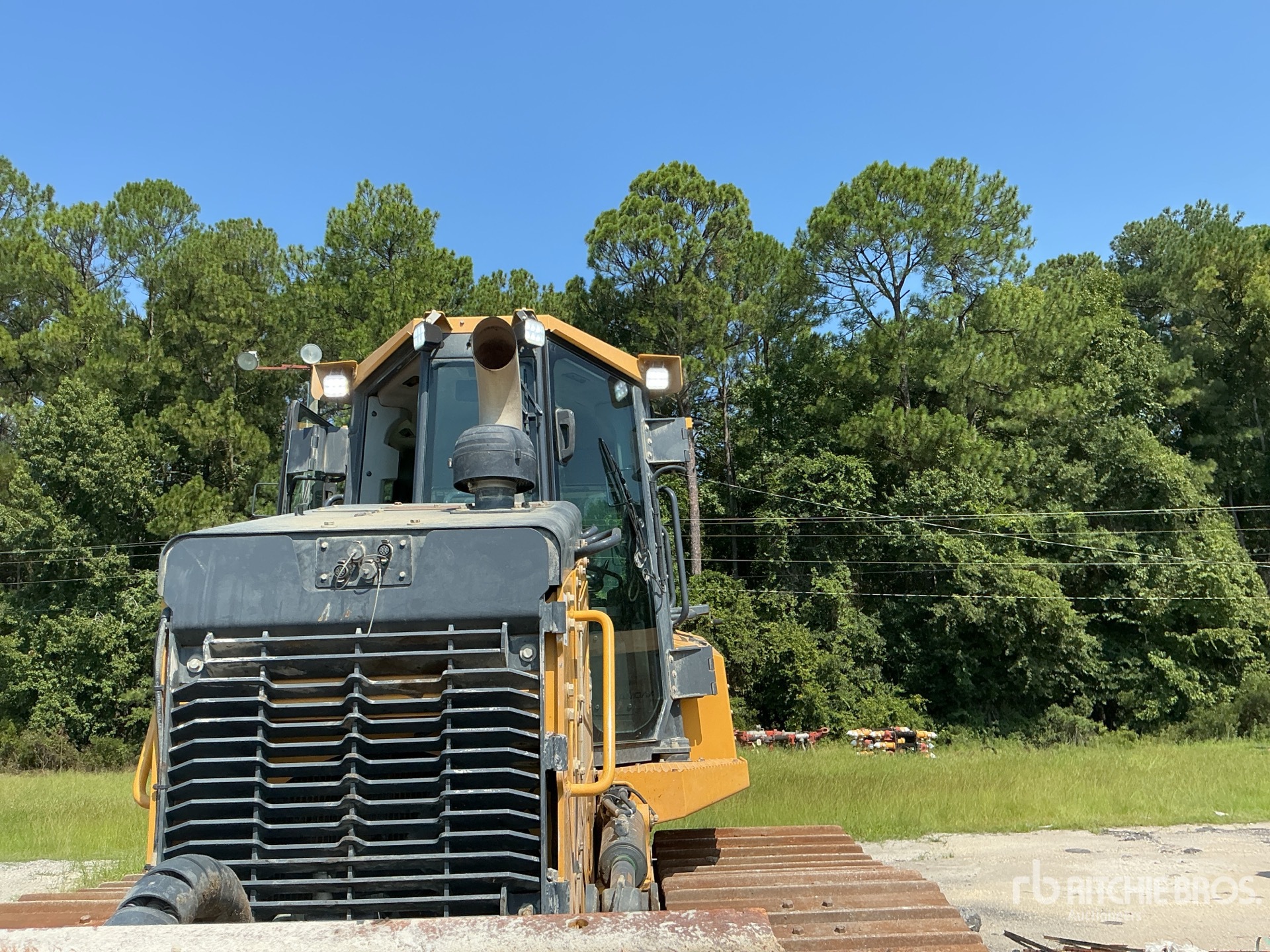 2022 John Deere 750L LGP