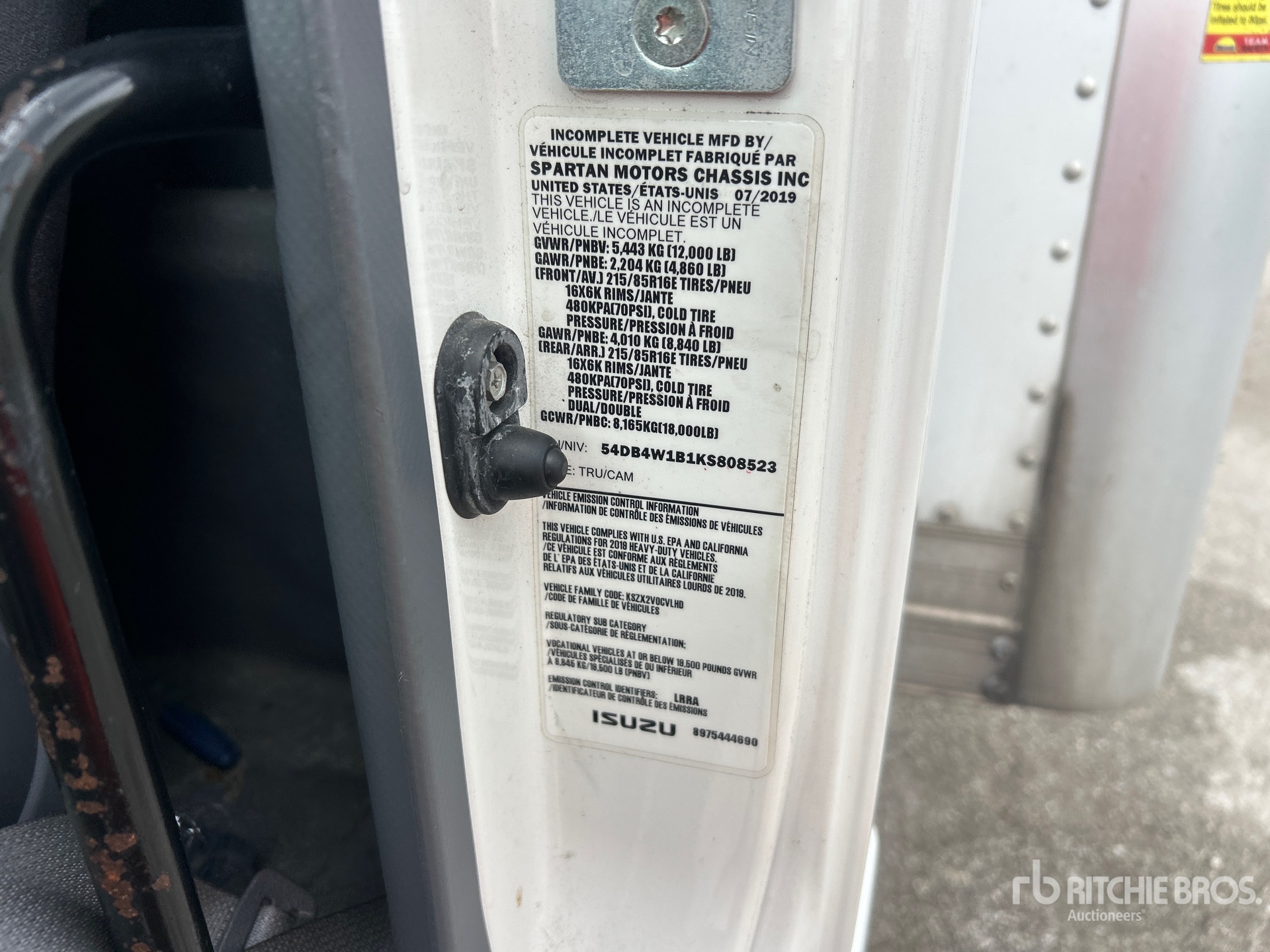 2019 Isuzu NPR HD