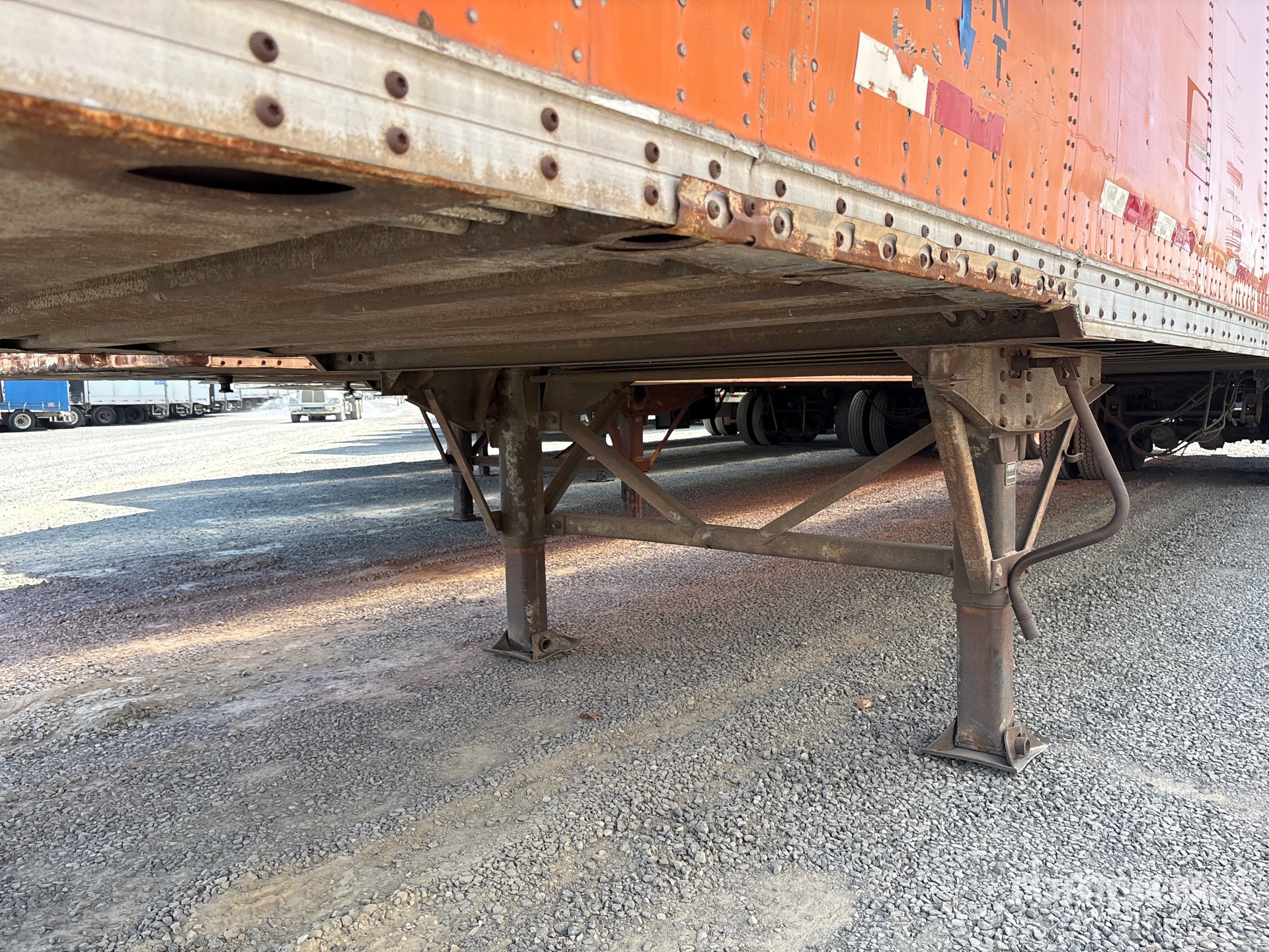 1999 Wabash 53 ft x 102 in T/A