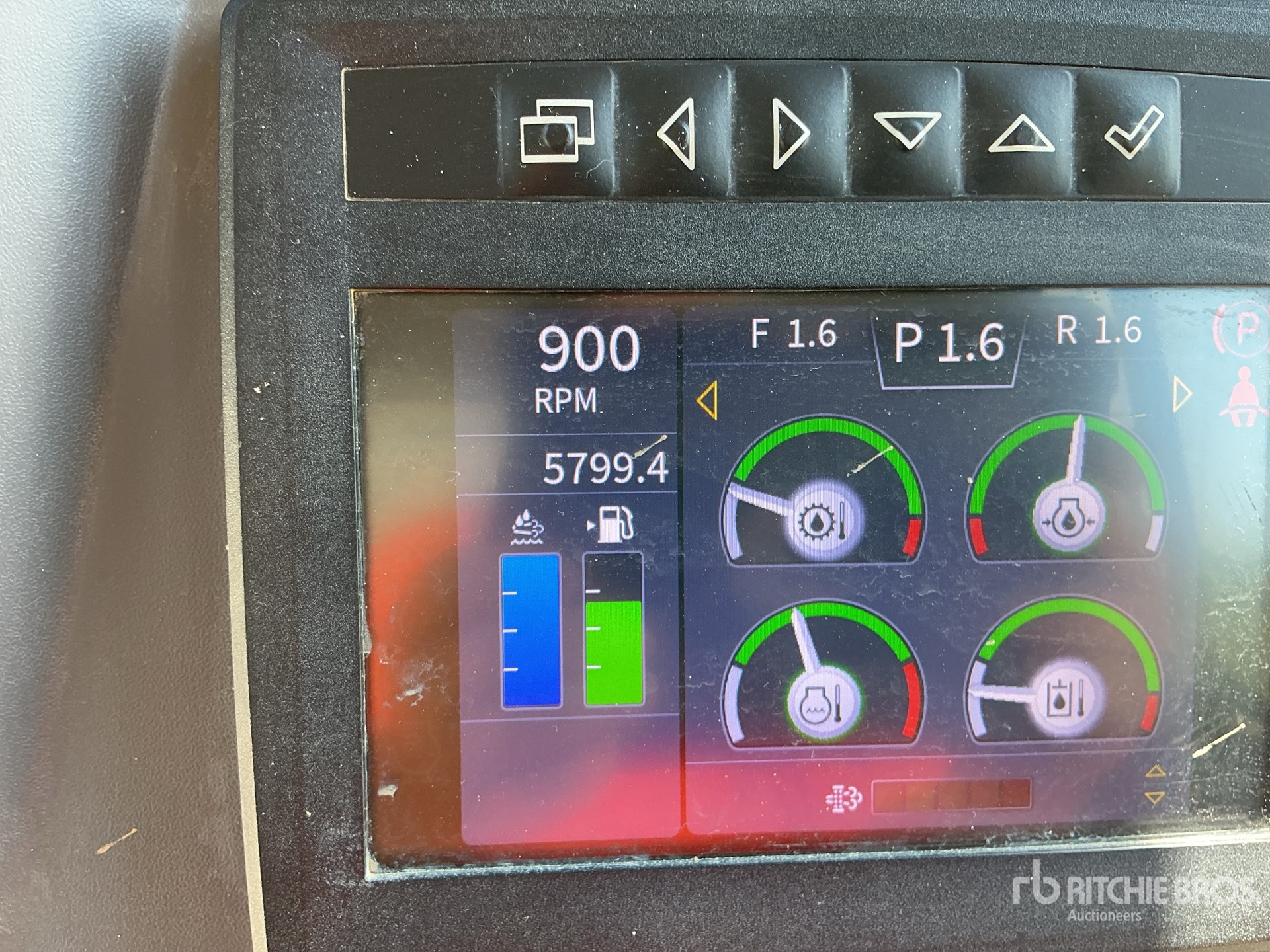 2022 John Deere 750L LGP
